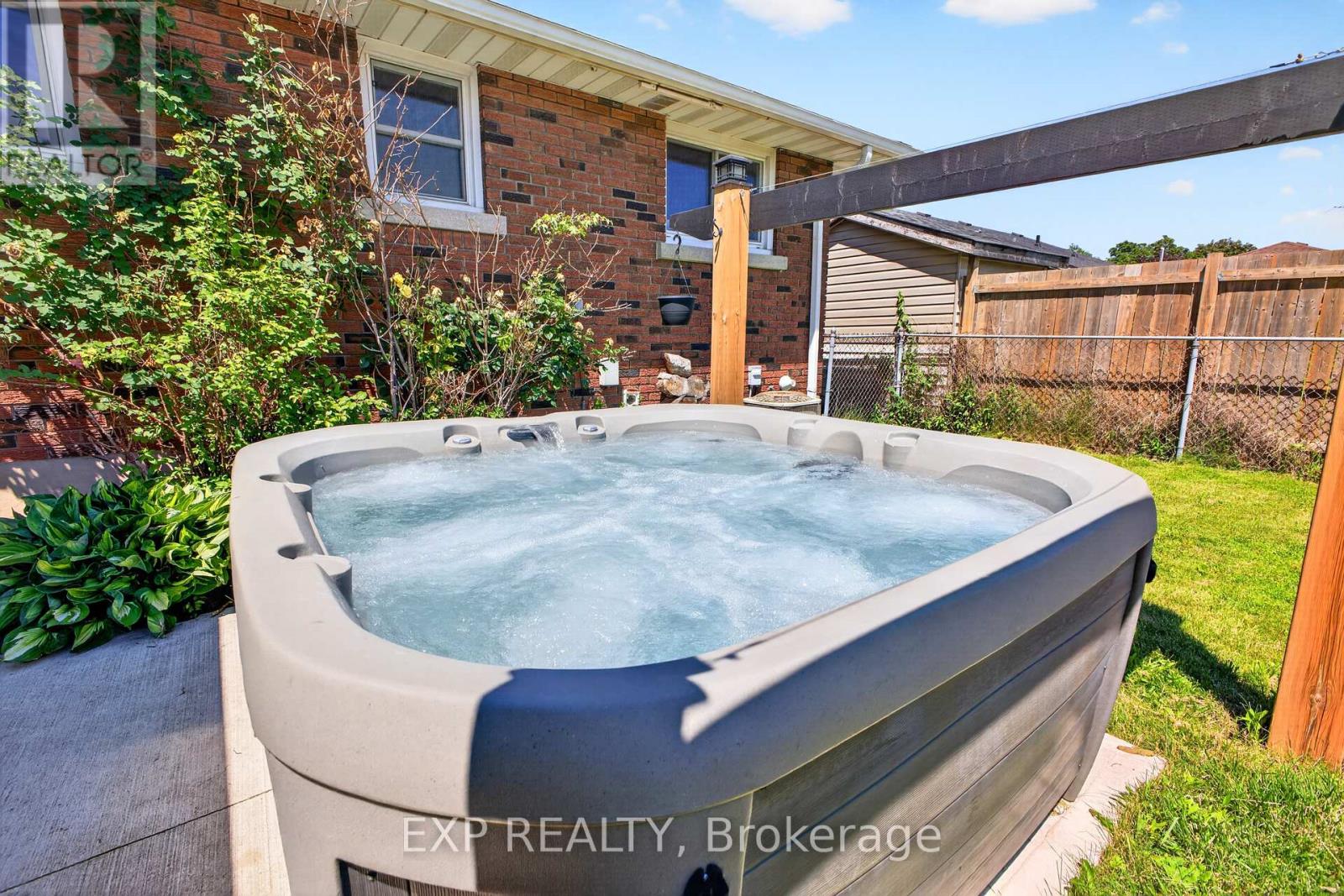 8 Dunraven Avenue, St. Catharines, Ontario  L2M 6A7 - Photo 46 - X13619518