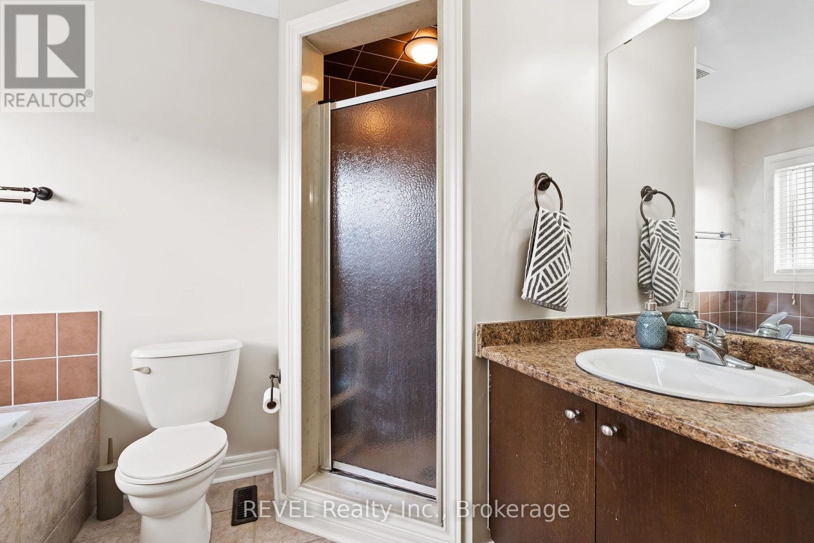 25 Colonel Lyall Street, St. Catharines, Ontario  L2P 0B3 - Photo 15 - X13619642