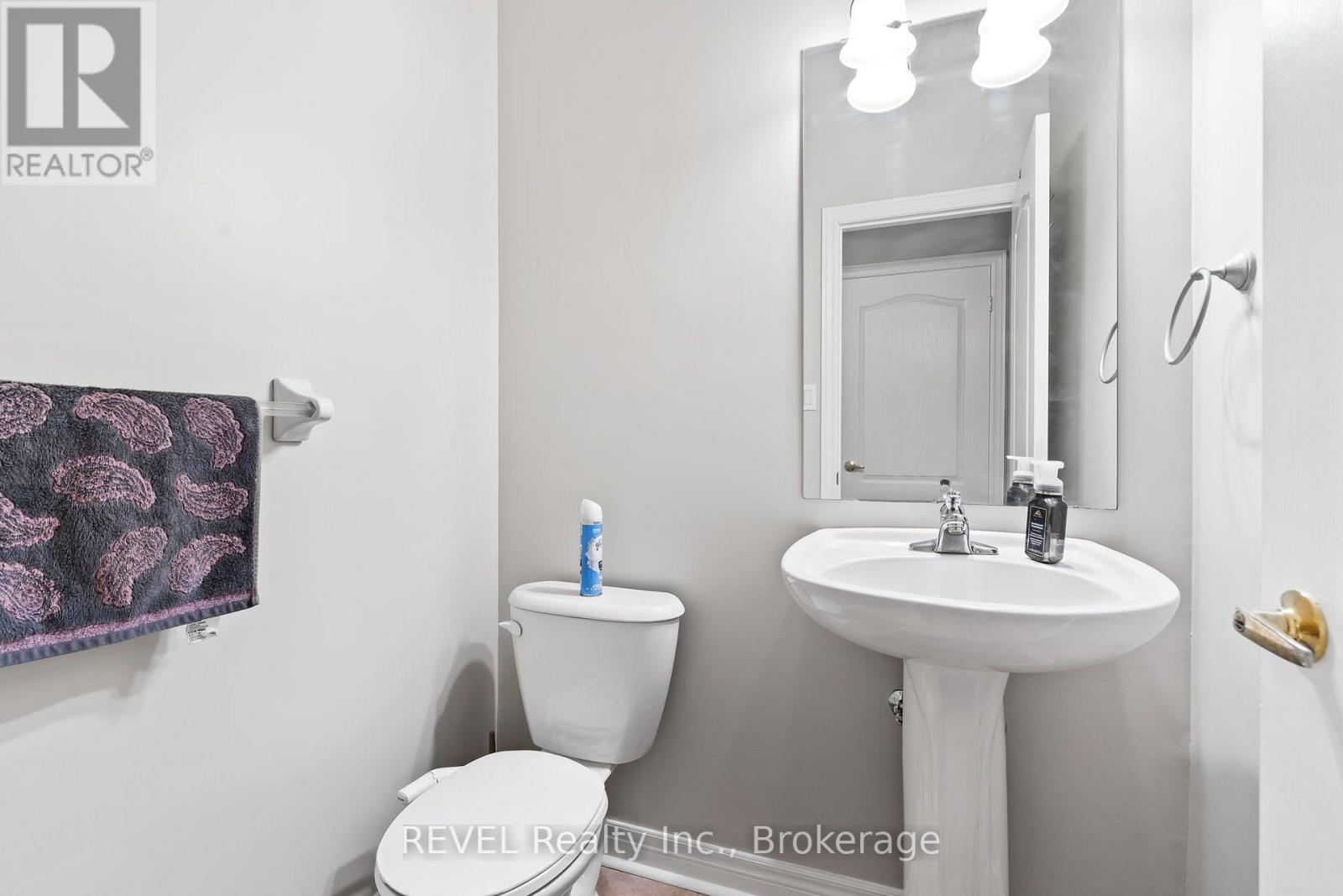 25 Colonel Lyall Street, St. Catharines, Ontario  L2P 0B3 - Photo 26 - X13619642