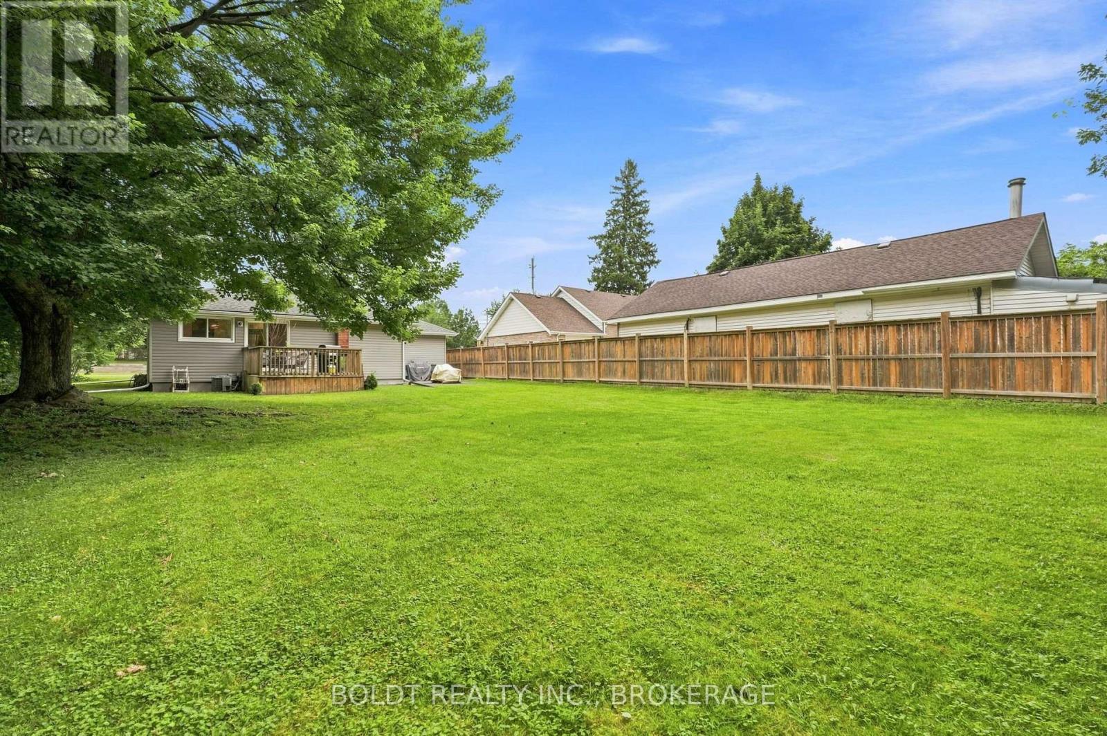 8166 Thorold Stone (Main) Road, Niagara Falls, Ontario  L2H 1A6 - Photo 16 - X13620298