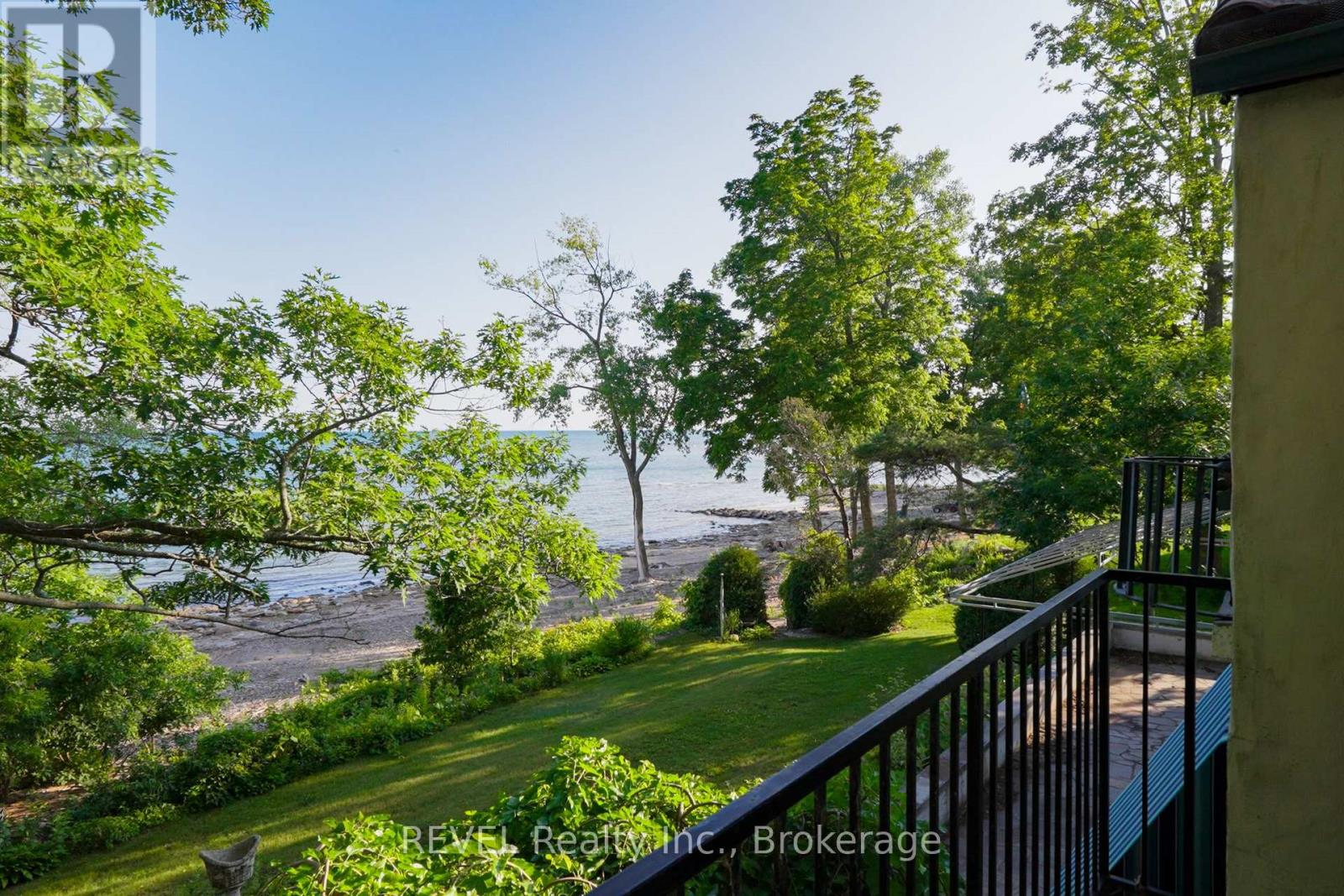 3307 Lakecrest Court, Fort Erie, Ontario  L0S 1N0 - Photo 3 - X13620388