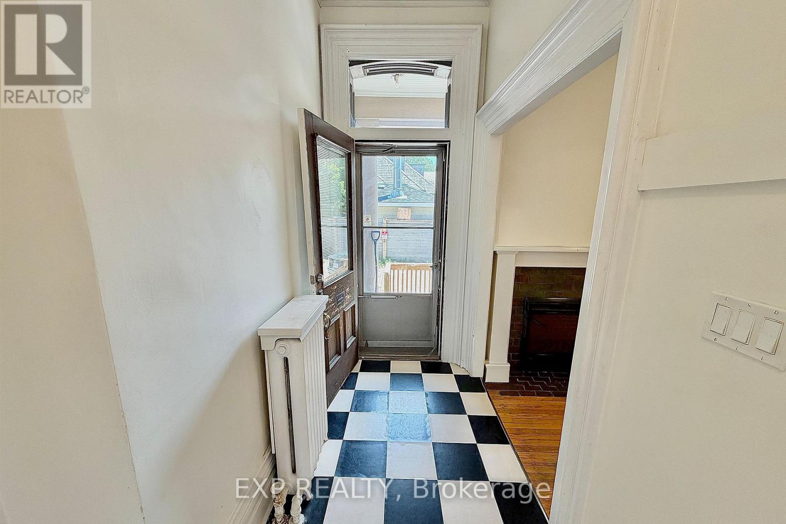 1 - 510 William Street, London East, Ontario  N6B 3E6 - Photo 2 - X13620422