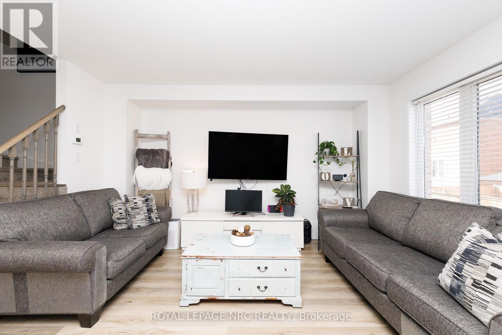 7794 White Pine Crescent, Niagara Falls, Ontario  L2H 3R4 - Photo 12 - X13620648