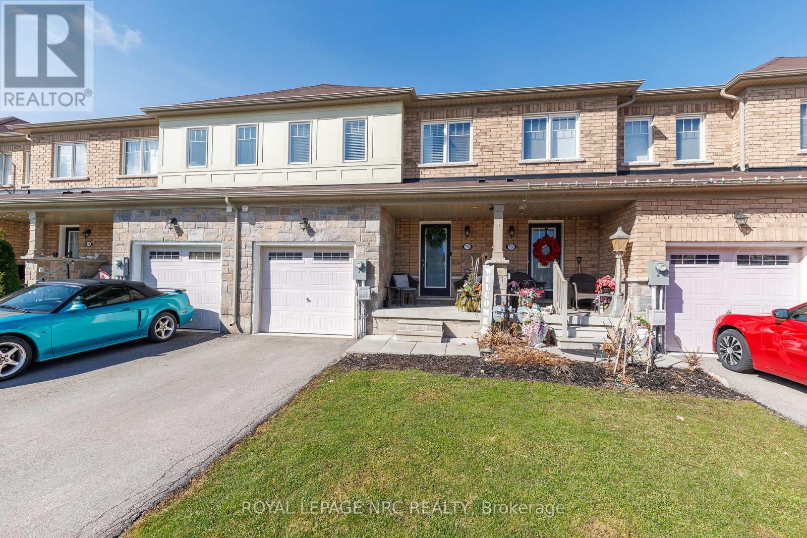 7794 White Pine Crescent, Niagara Falls, Ontario  L2H 3R4 - Photo 2 - X13620648
