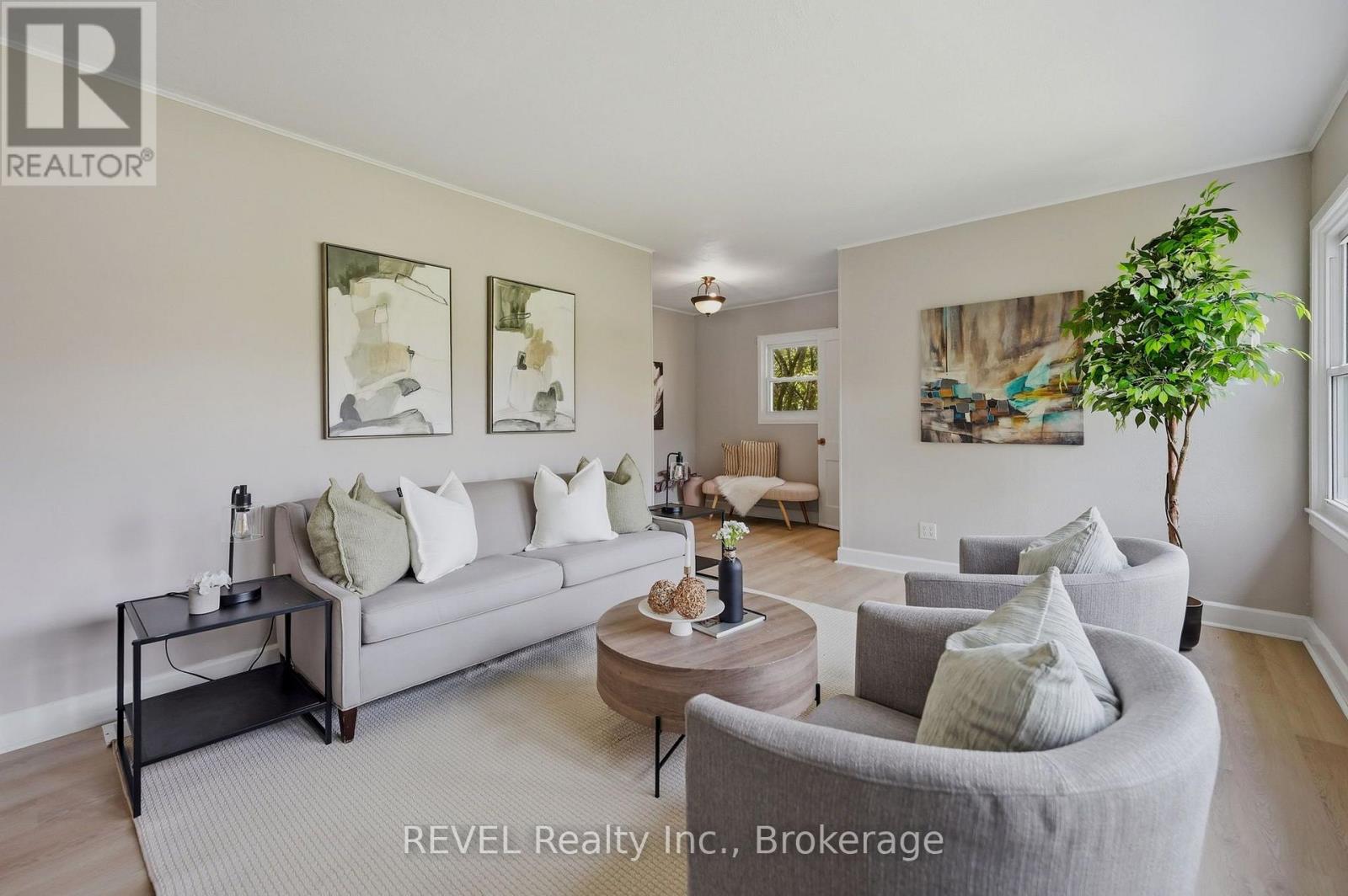 7962 Booth Street, Niagara Falls, Ontario  L2H 1E8 - Photo 4 - X13620764