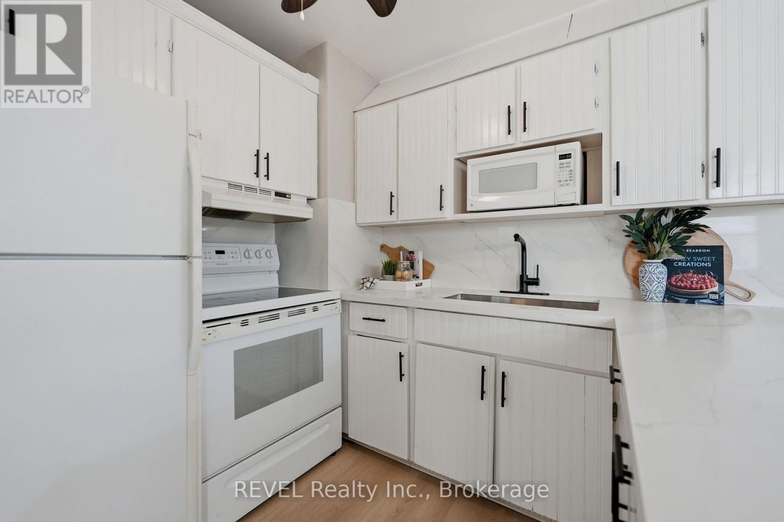 7962 Booth Street, Niagara Falls, Ontario  L2H 1E8 - Photo 9 - X13620764