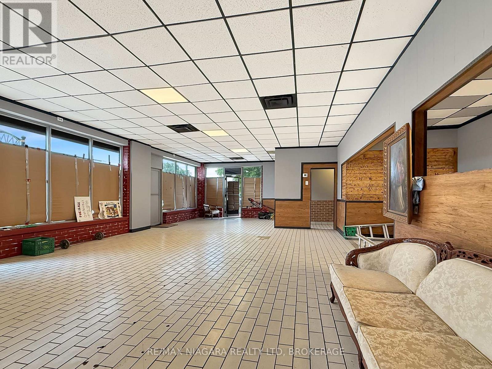 607 Niagara Boulevard, Fort Erie, Ontario  L2A 3H5 - Photo 4 - X13620880