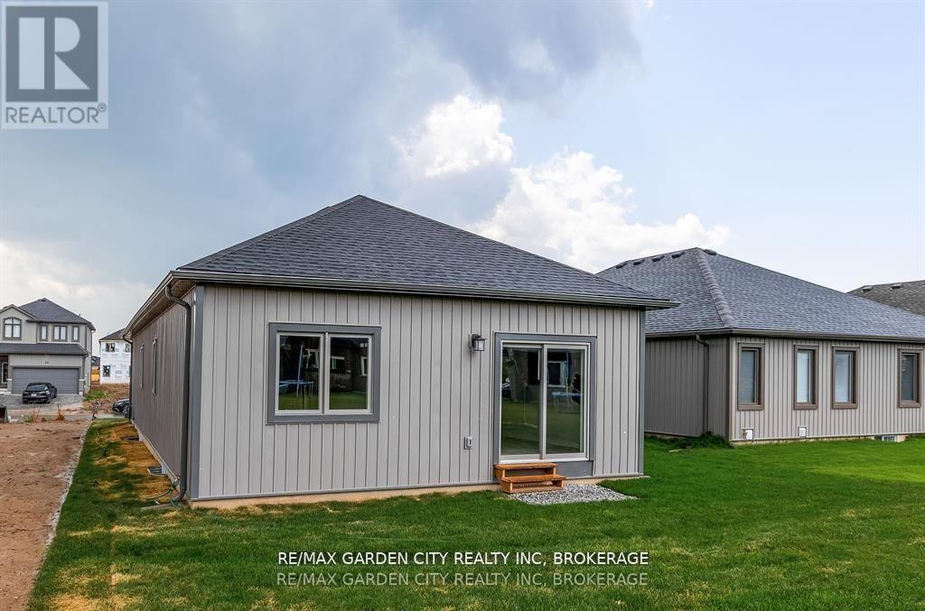 34 Bounty Avenue, Thorold, Ontario  L2V 0H3 - Photo 26 - X13621070