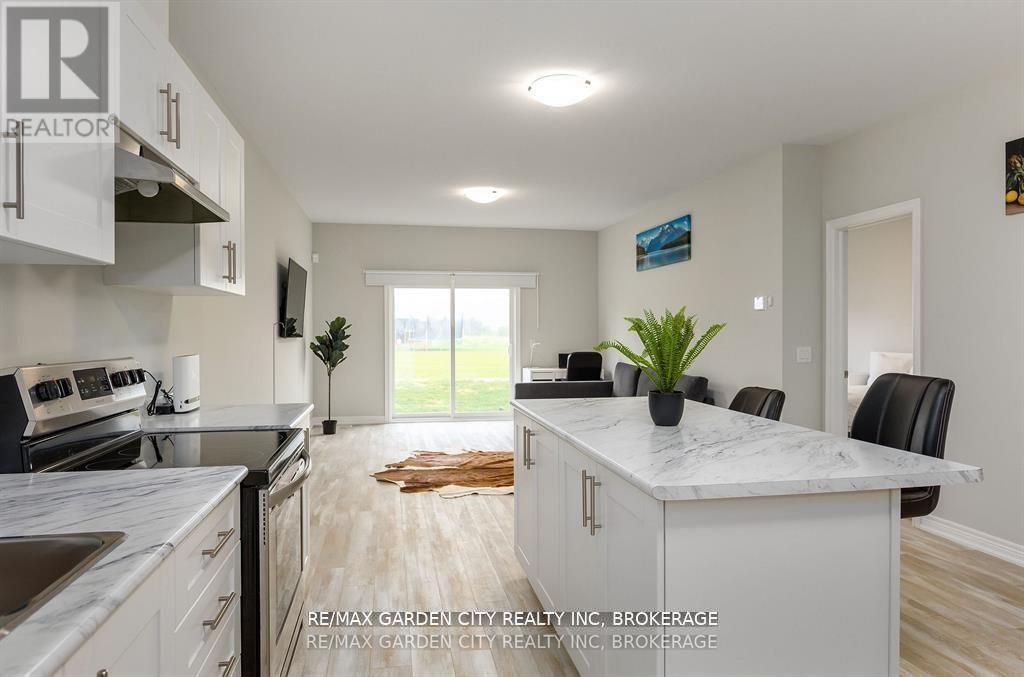 34 Bounty Avenue, Thorold, Ontario  L2V 0H3 - Photo 4 - X13621070