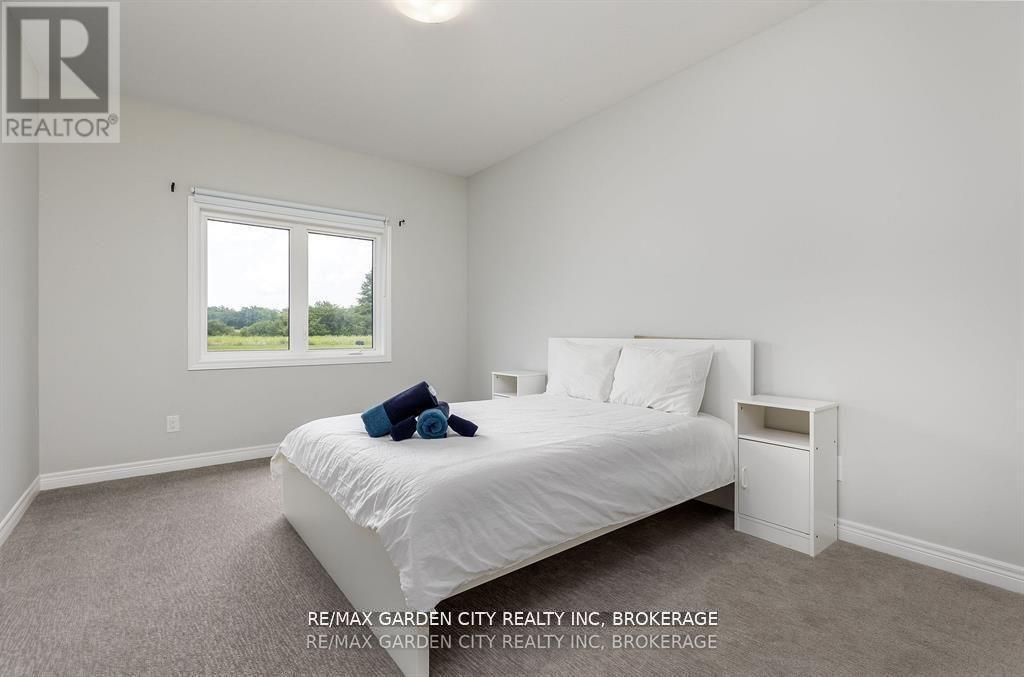 34 Bounty Avenue, Thorold, Ontario  L2V 0H3 - Photo 9 - X13621070