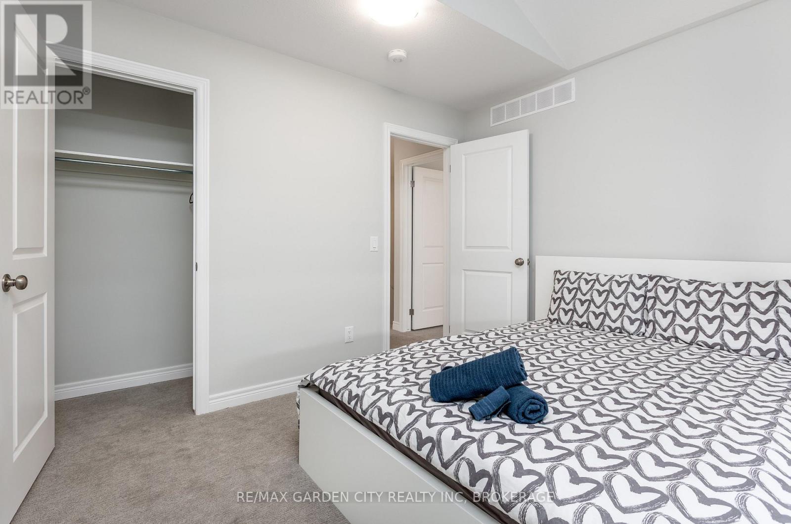 33 Bounty Avenue, Thorold, Ontario  L2V 0H3 - Photo 16 - X13621072