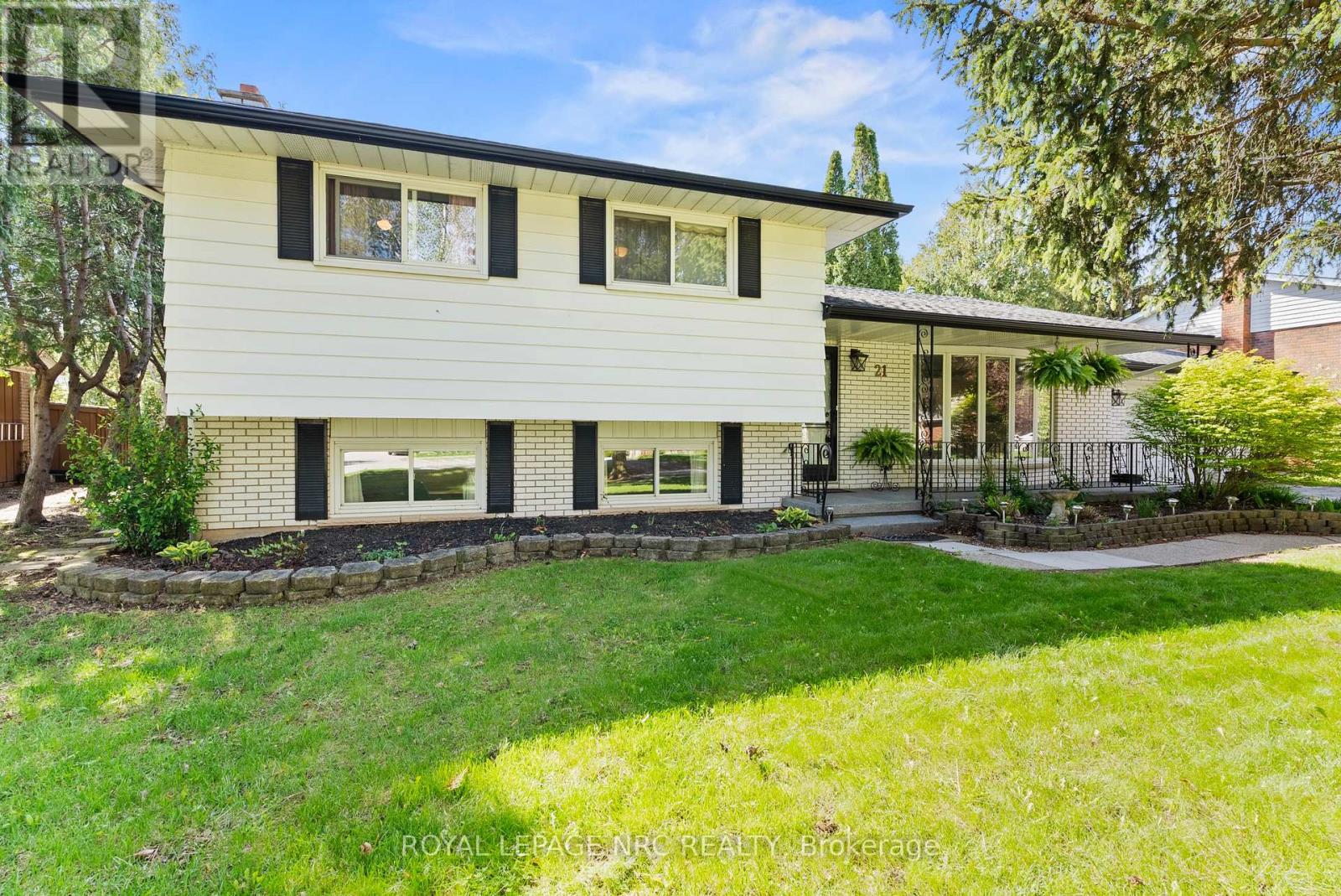 21 UPPER CANADA DRIVE, Niagara-on-the-Lake, Ontario