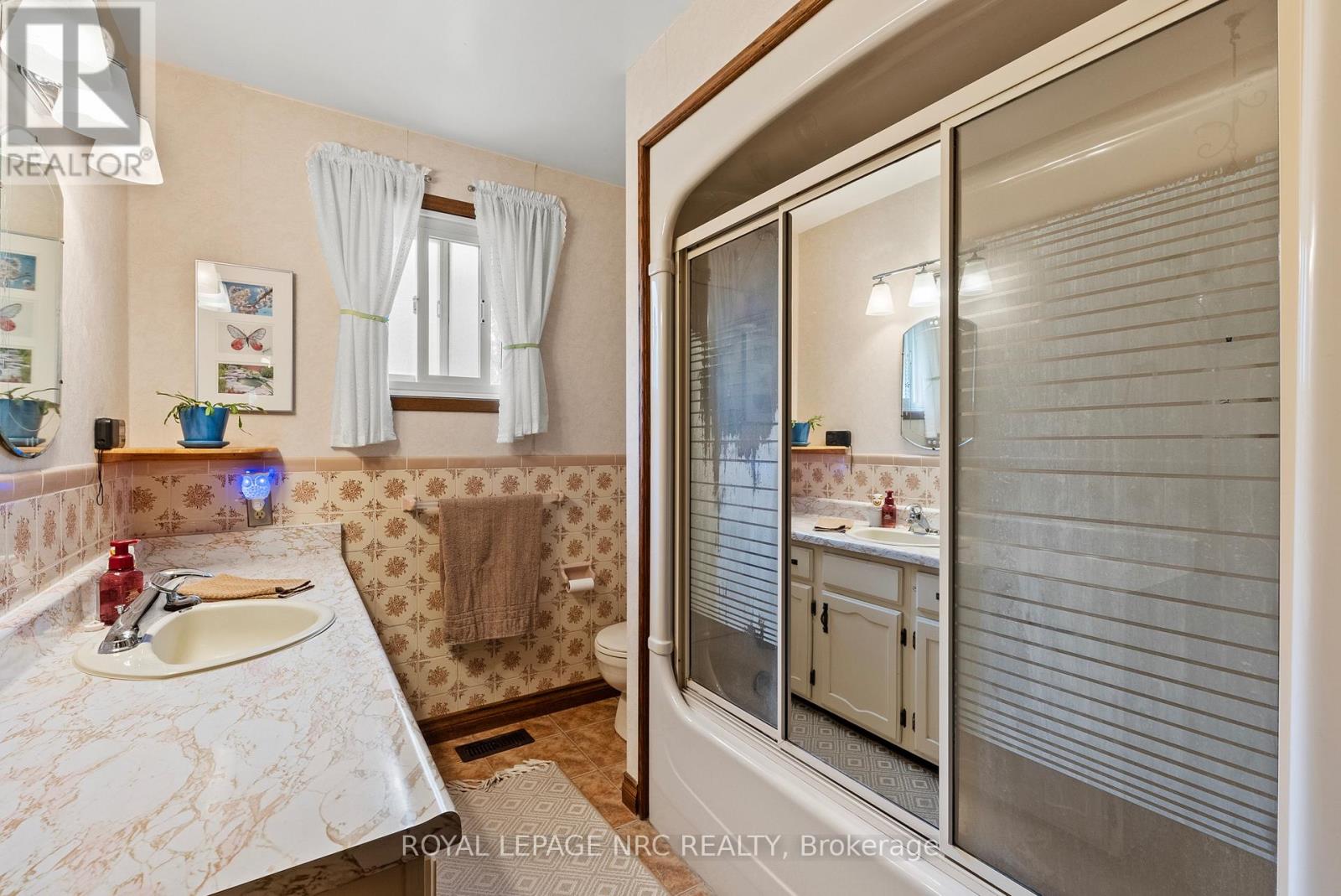 21 Upper Canada Drive, Niagara-On-The-Lake, Ontario  L0S 1J0 - Photo 14 - X13621438