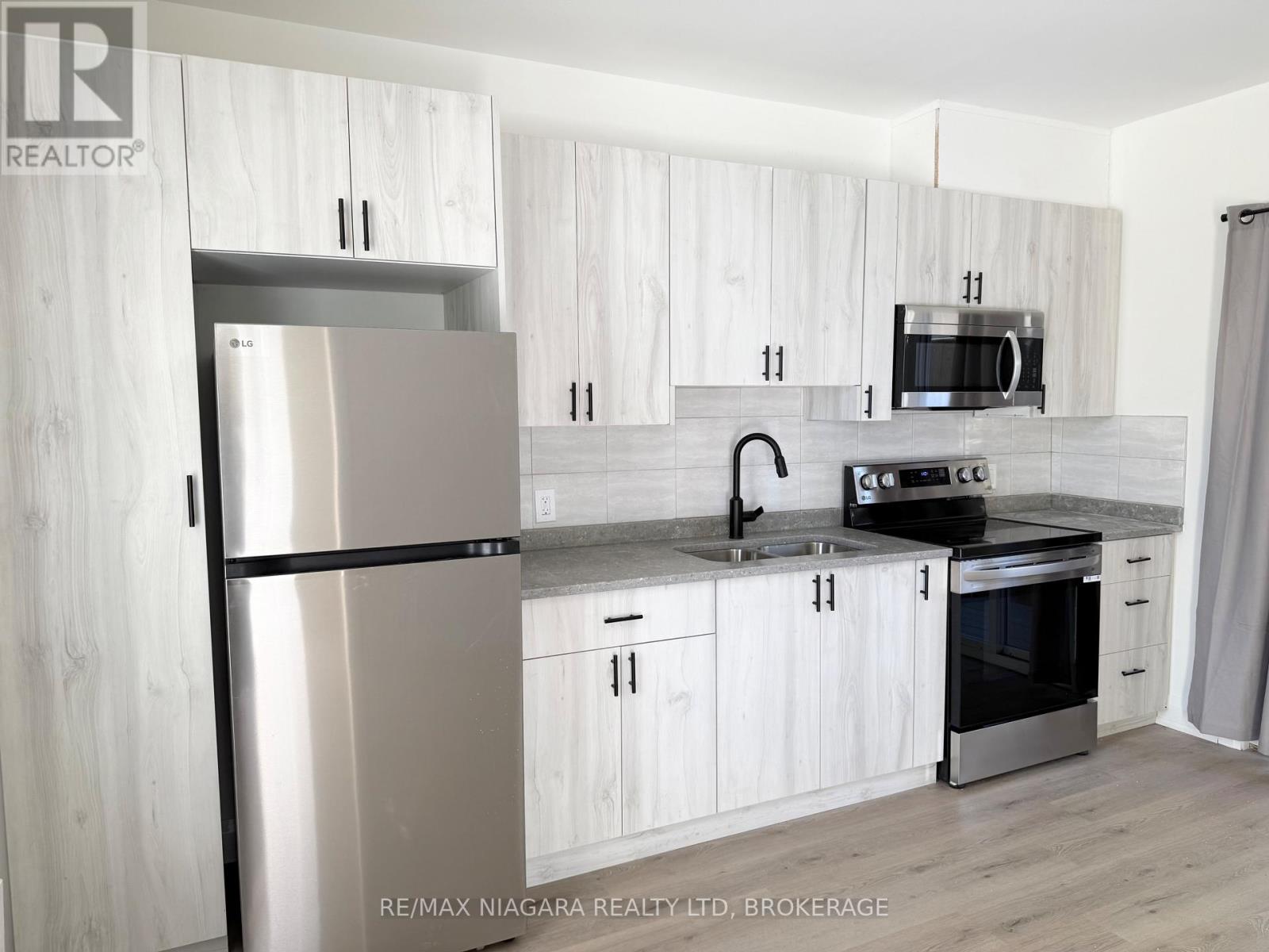 Unit 2 - 4711 River Road, Niagara Falls, Ontario  L2E 3G2 - Photo 4 - X13622152