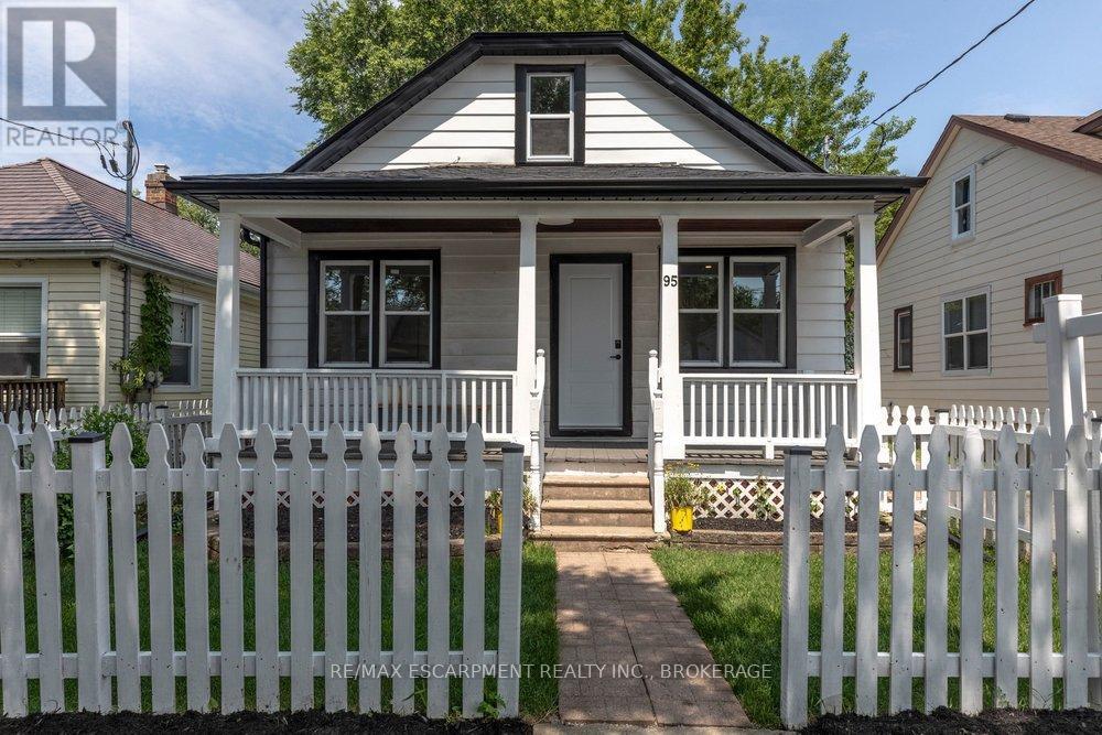 95 CHETWOOD STREET, St. Catharines, Ontario