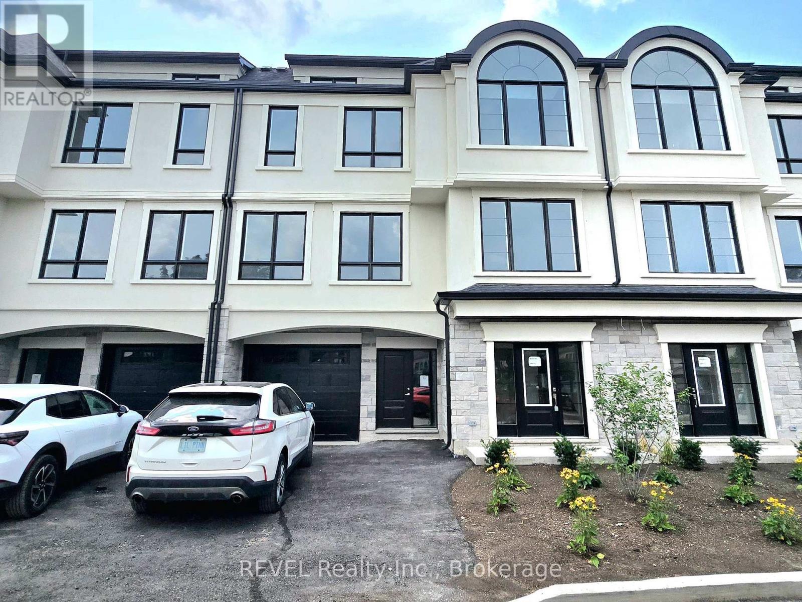 2 - 15 Lake Street, Grimsby, Ontario  L3M 2G4 - Photo 3 - X13622334