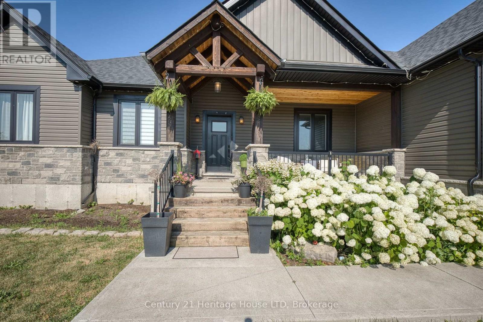 856 Lorraine Road, Port Colborne, Ontario  L3K 5V5 - Photo 4 - X13622476