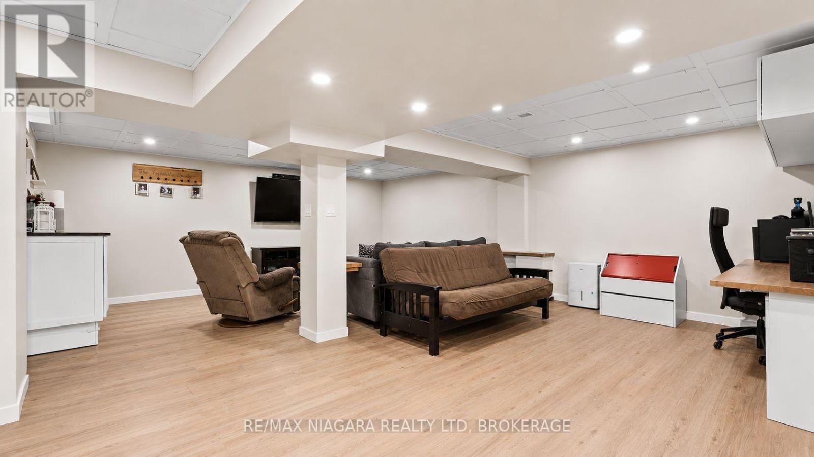 17 Jackson Court W, Welland, Ontario  L3C 7G2 - Photo 18 - X13622662