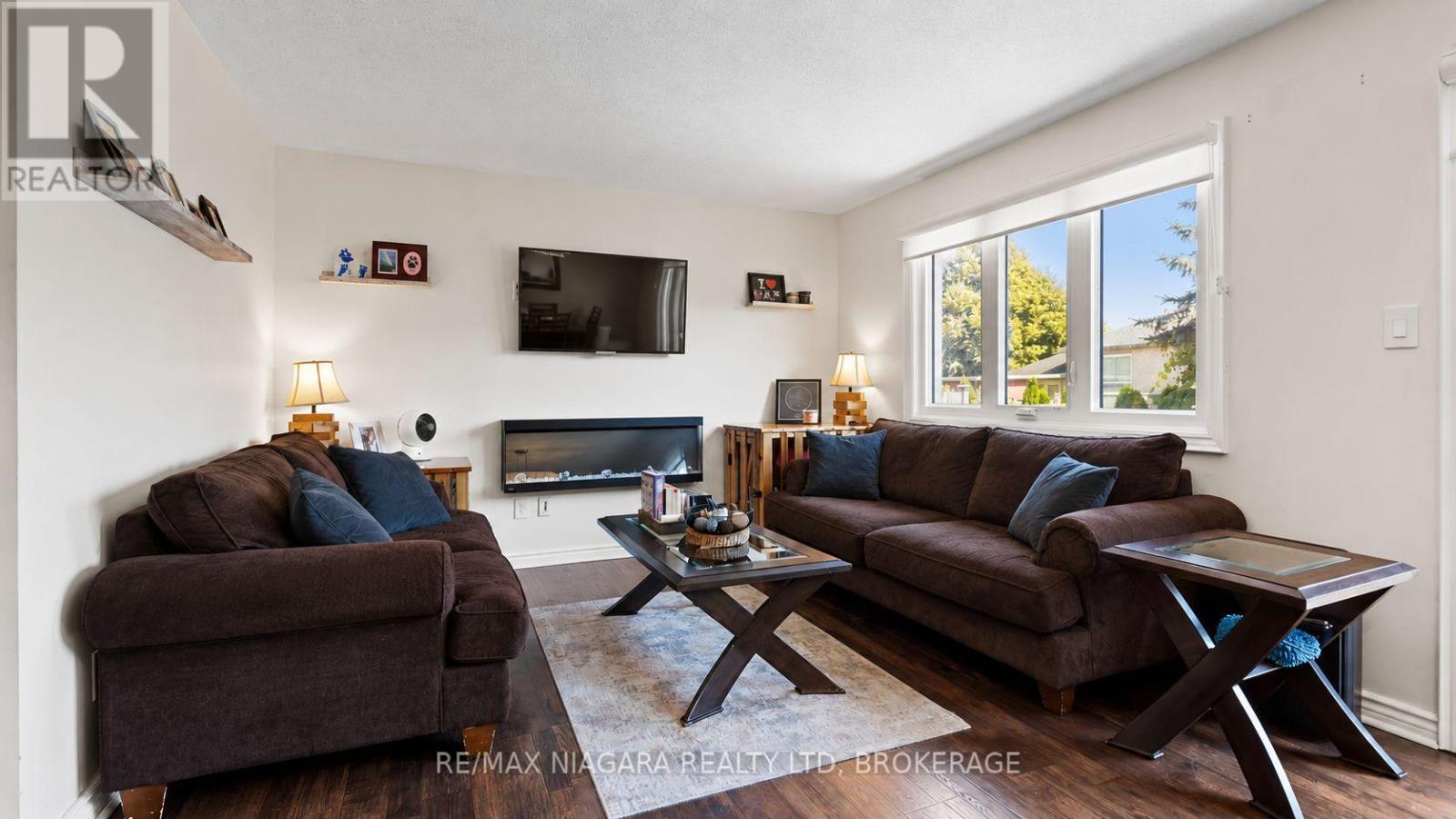 17 Jackson Court W, Welland, Ontario  L3C 7G2 - Photo 5 - X13622662