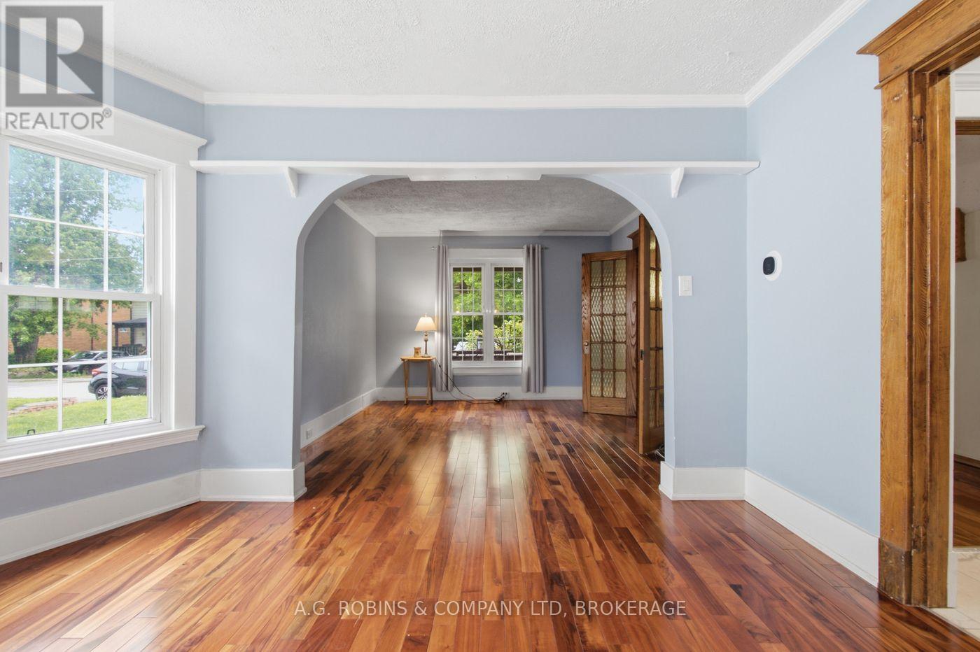 6345 Barker Street, Niagara Falls, Ontario  L2G 1Y6 - Photo 10 - X13622890
