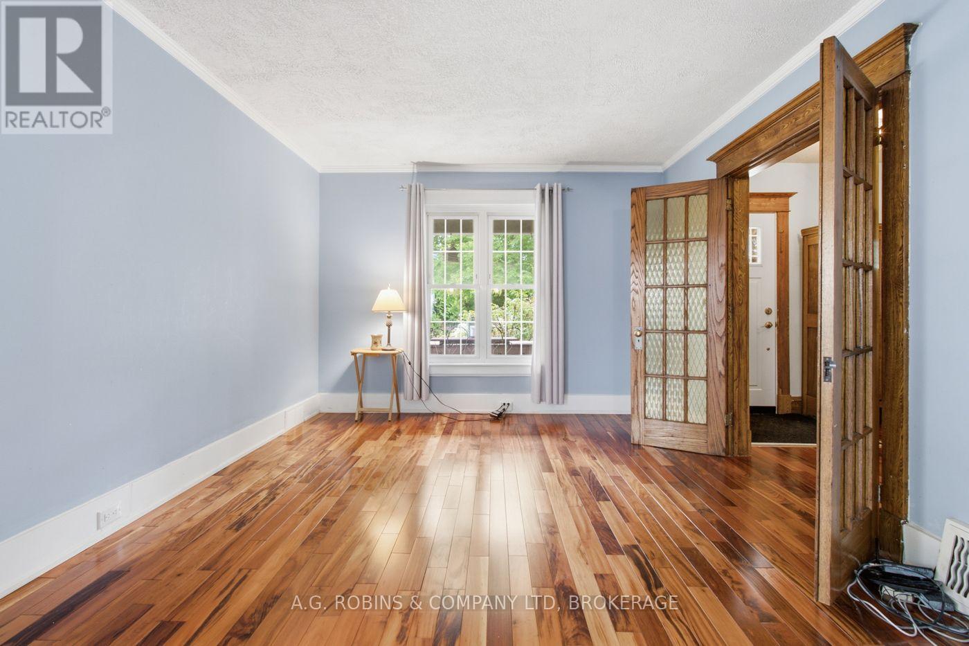 6345 Barker Street, Niagara Falls, Ontario  L2G 1Y6 - Photo 7 - X13622890