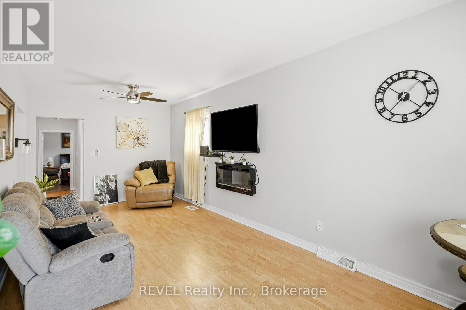 9 Cambridge Avenue, St. Catharines, Ontario  L2P 1W6 - Photo 8 - X13622976
