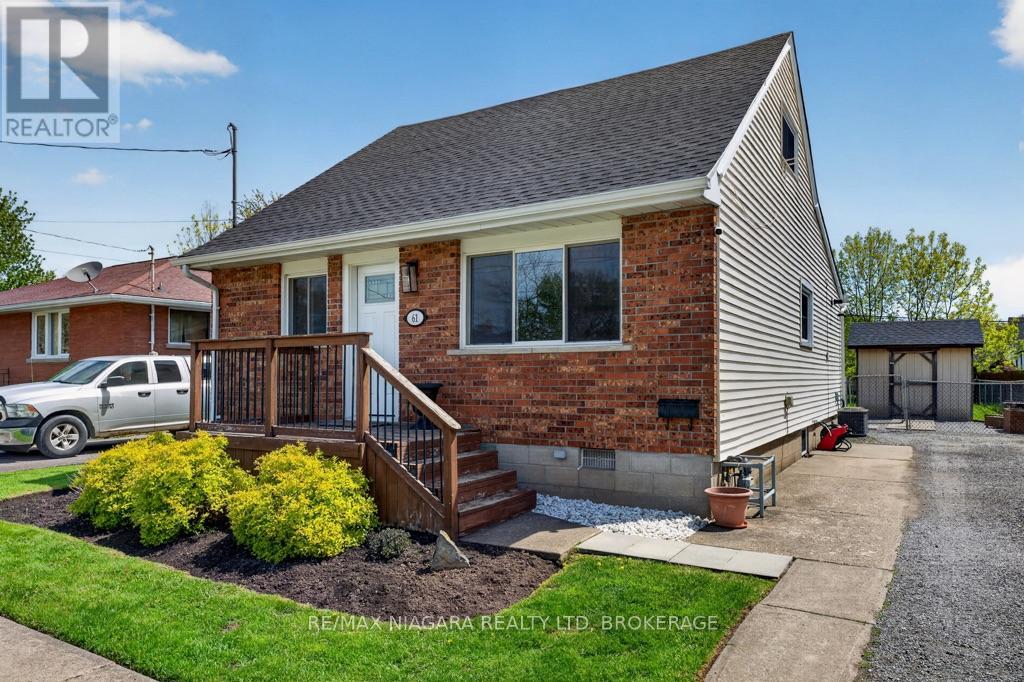 61 Torrance Street, Fort Erie, Ontario  L2A 4C5 - Photo 3 - X13623300