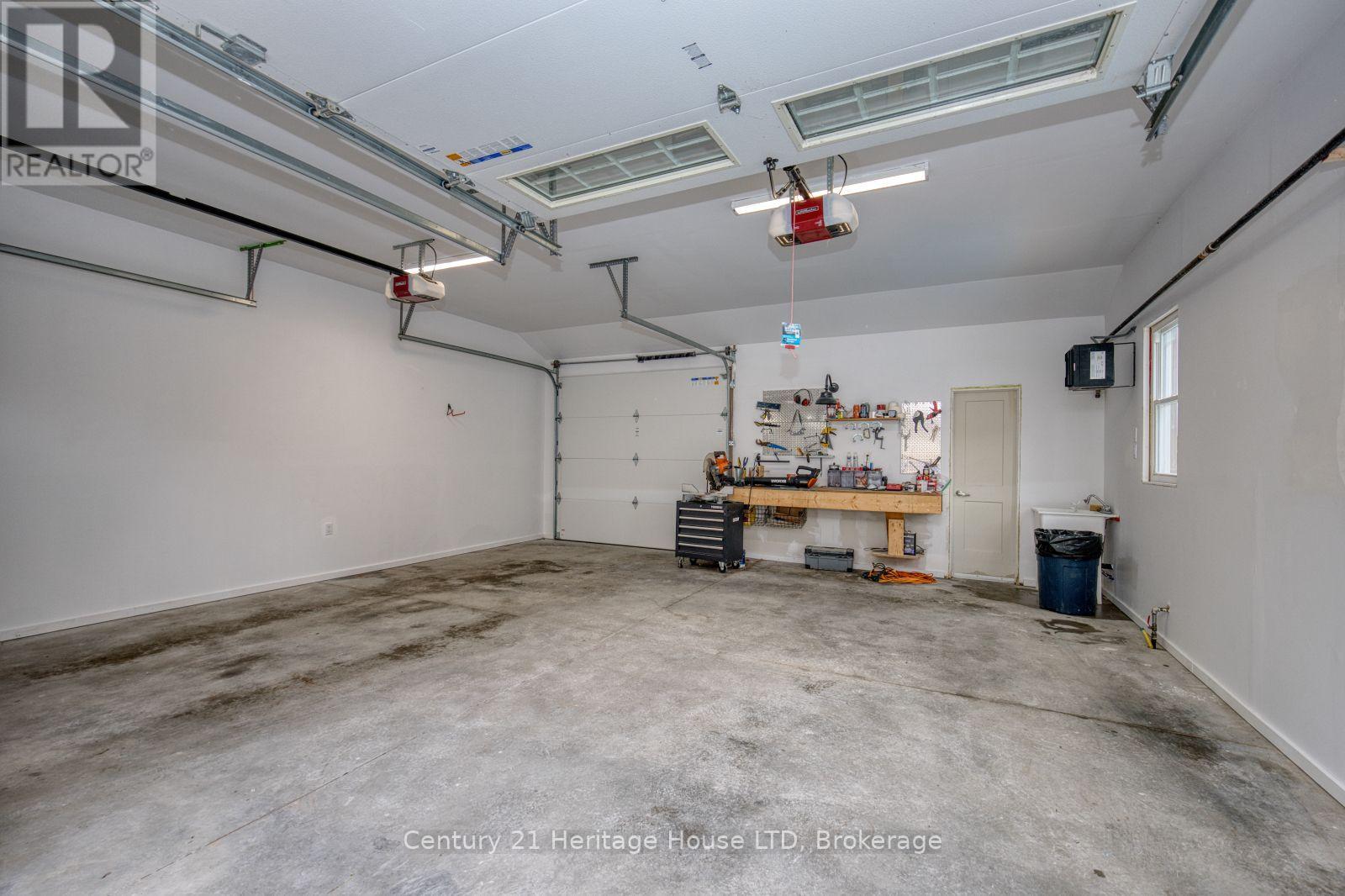 6021 Montrose Road, Niagara Falls, Ontario  L2H 1L4 - Photo 30 - X13623498