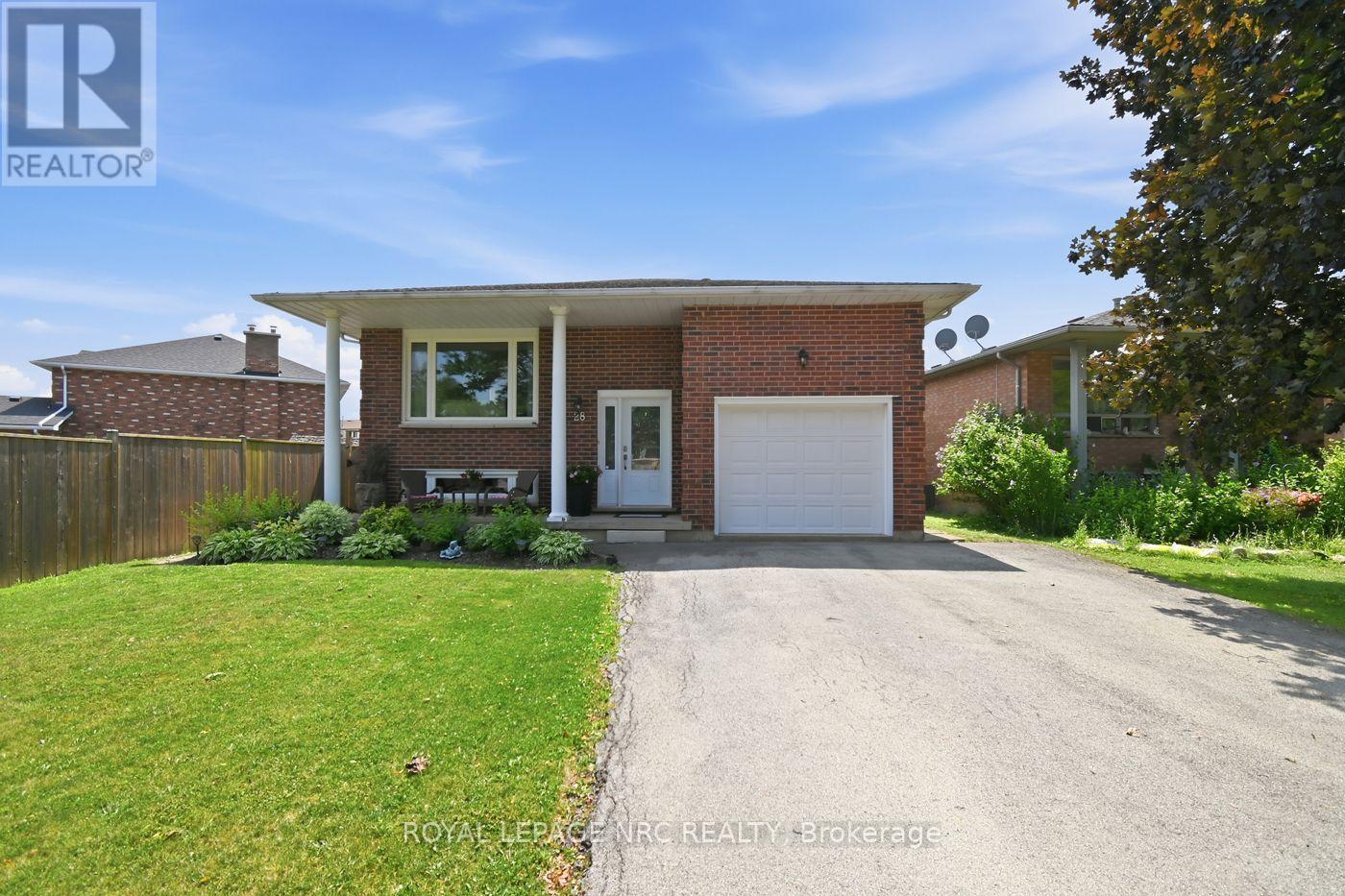 28 ROLLINS DRIVE, Welland, Ontario