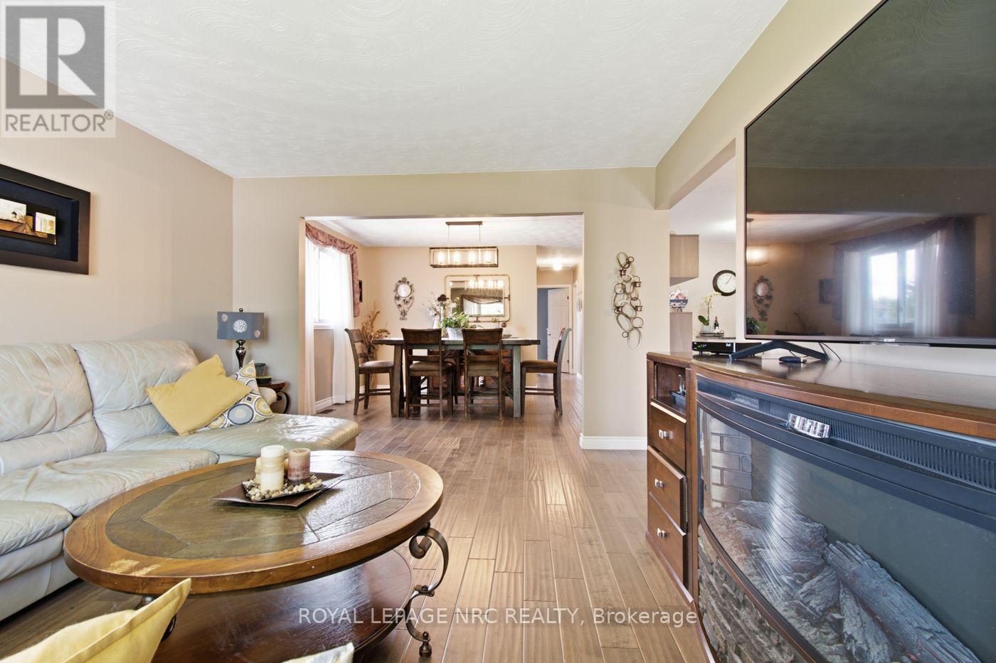 28 Rollins Drive, Welland, Ontario  L3C 6Z8 - Photo 7 - X13623984