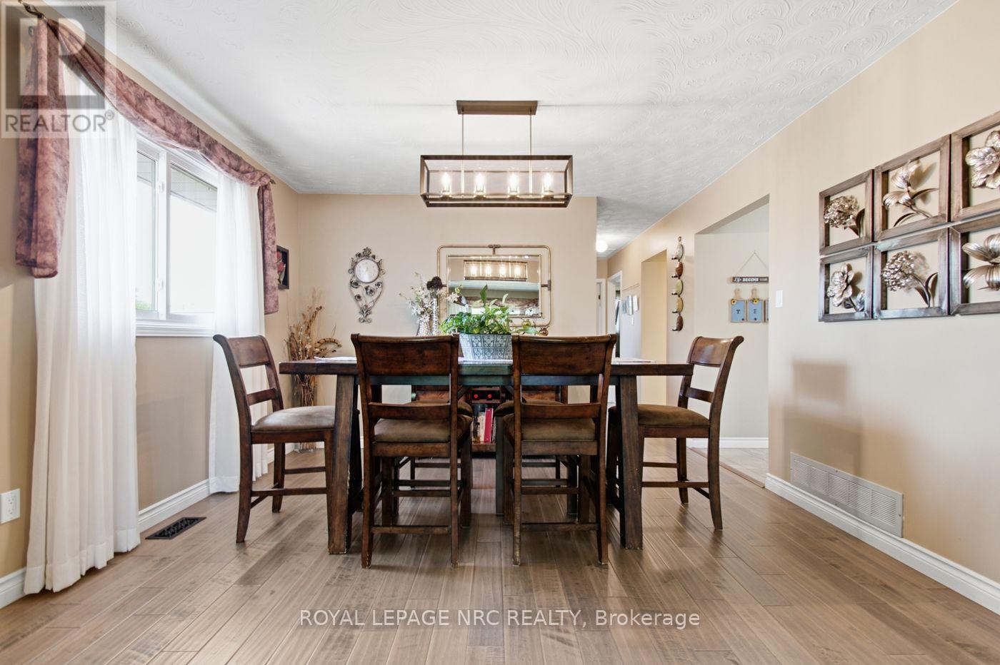 28 Rollins Drive, Welland, Ontario  L3C 6Z8 - Photo 8 - X13623984