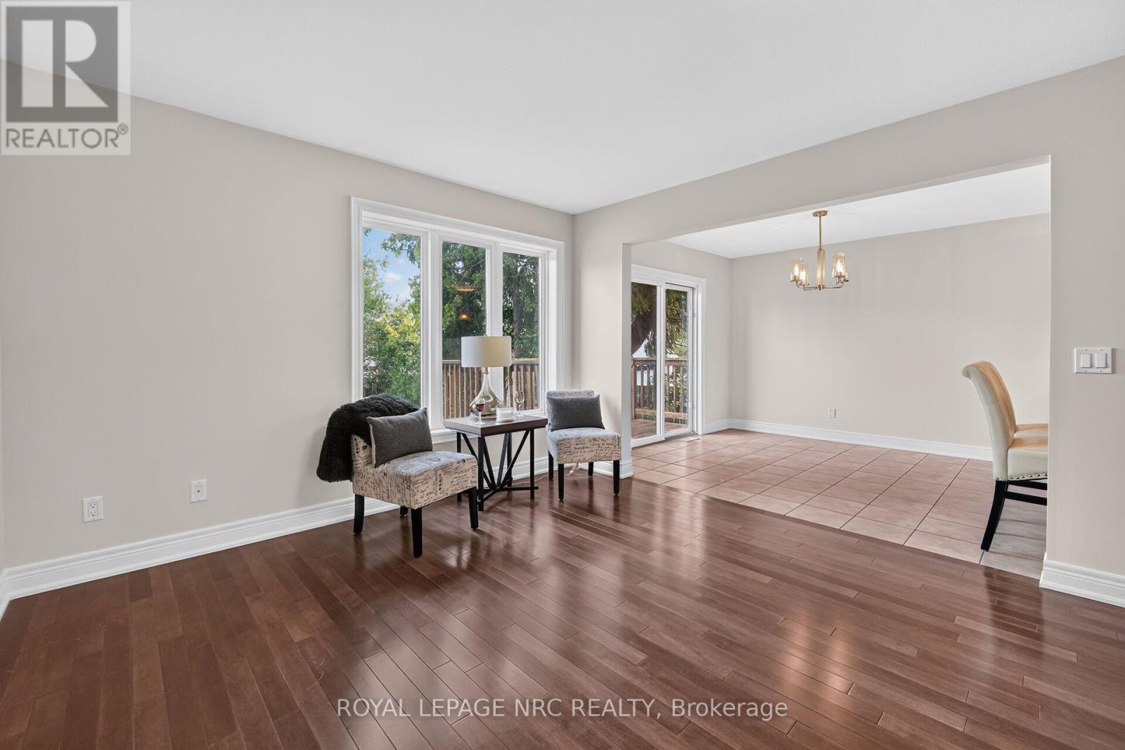 456 Daytona Drive, Fort Erie, Ontario  L2A 4Y9 - Photo 7 - X13624284