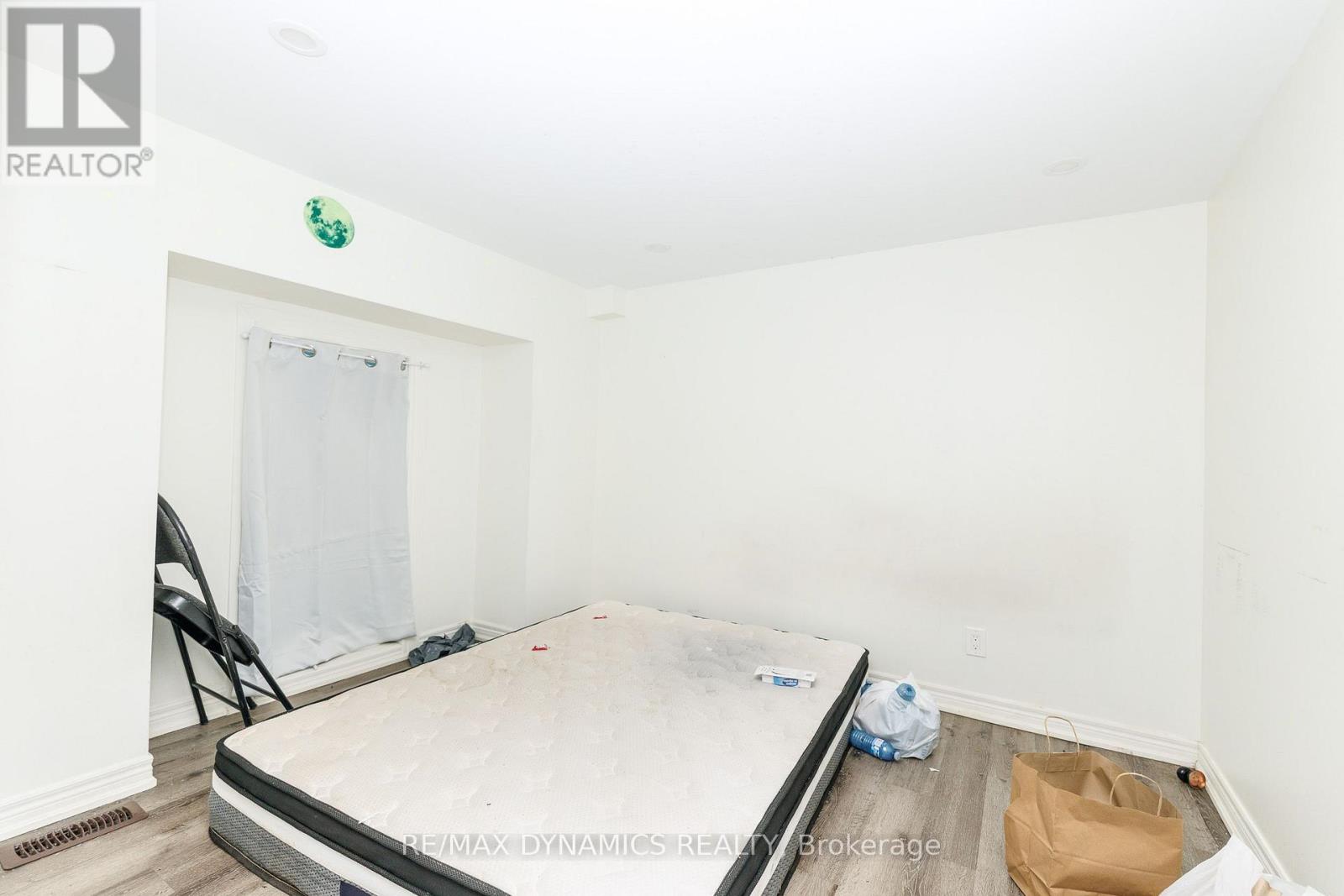 4770 Queen Street, Niagara Falls, Ontario  L2E 2M3 - Photo 9 - X13624328