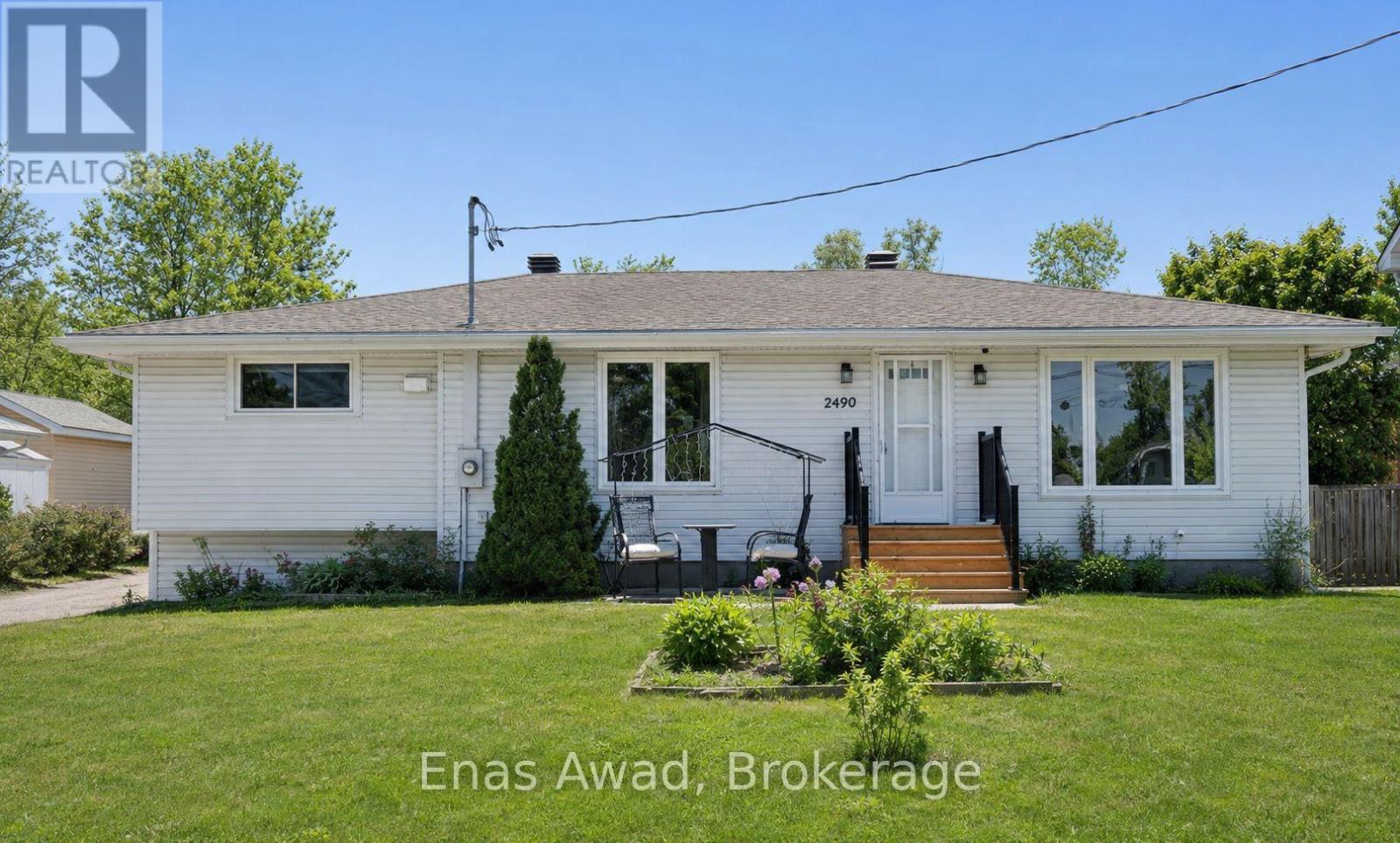 1 - 2490 MER BLEUE ROAD, Ottawa, Ontario