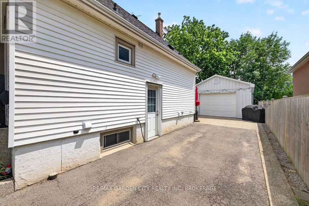 Lower - 191 East 43rd Street, Hamilton, Ontario  L8T 3C3 - Photo 2 - X13624854