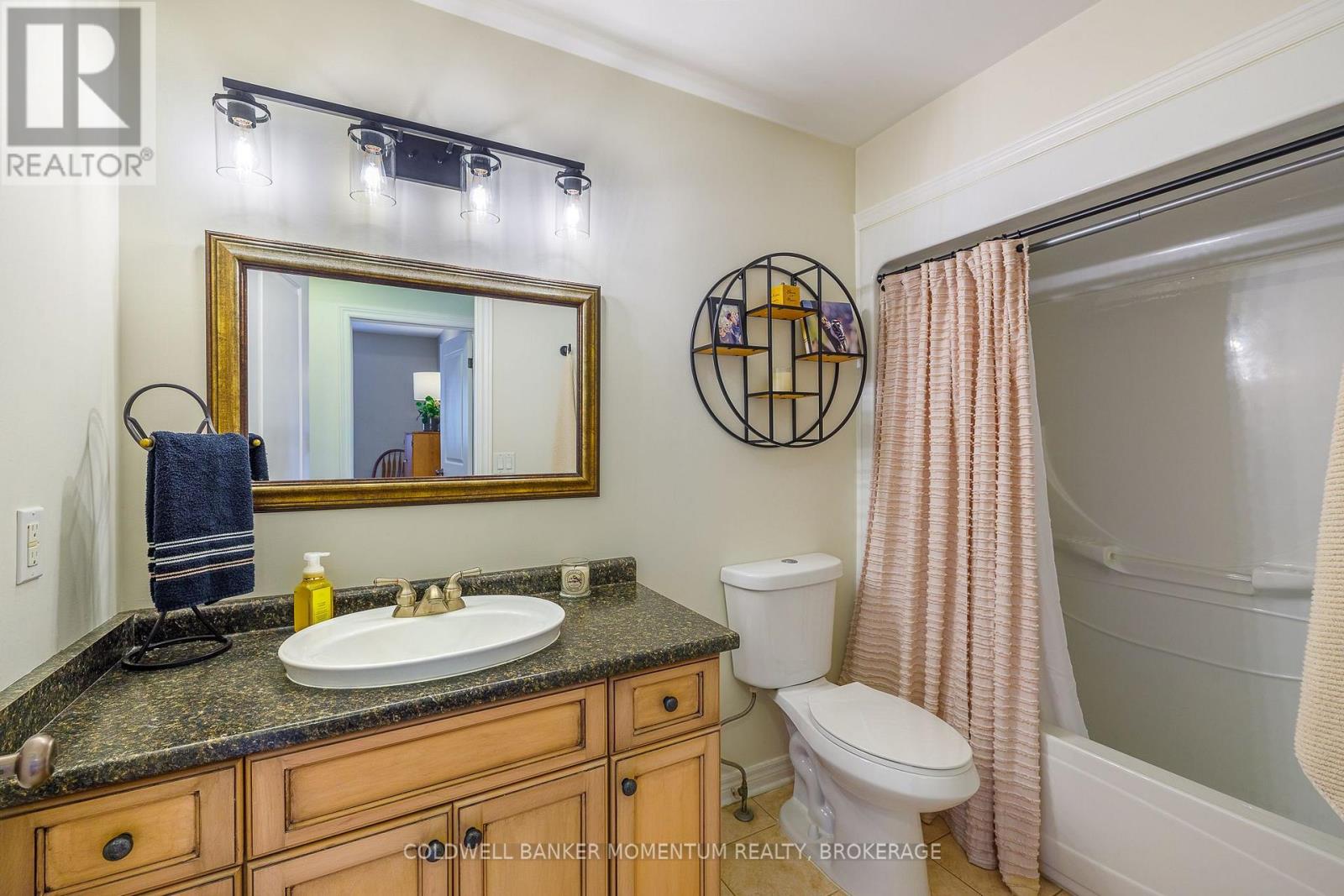 19 Damson Street, St. Catharines, Ontario  L2S 4B2 - Photo 14 - X13624926