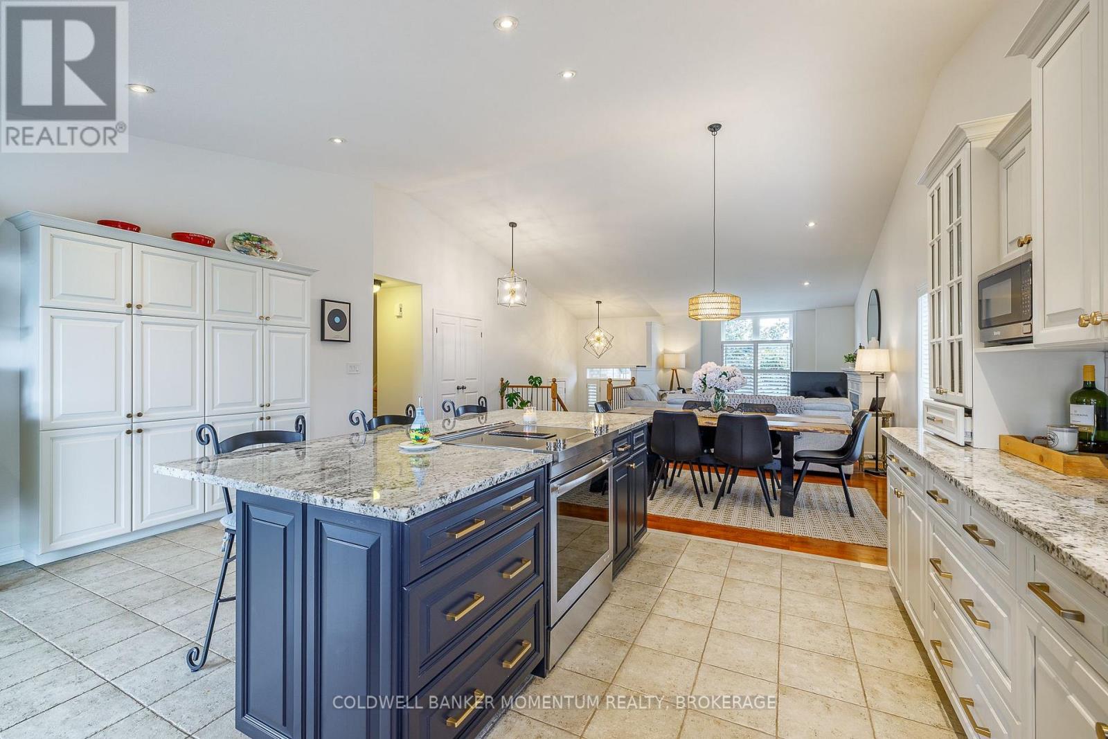 19 Damson Street, St. Catharines, Ontario  L2S 4B2 - Photo 8 - X13624926