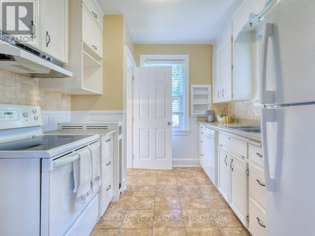 192a Ontario Street, St. Catharines, Ontario  L2R 5L1 - Photo 11 - X13625094