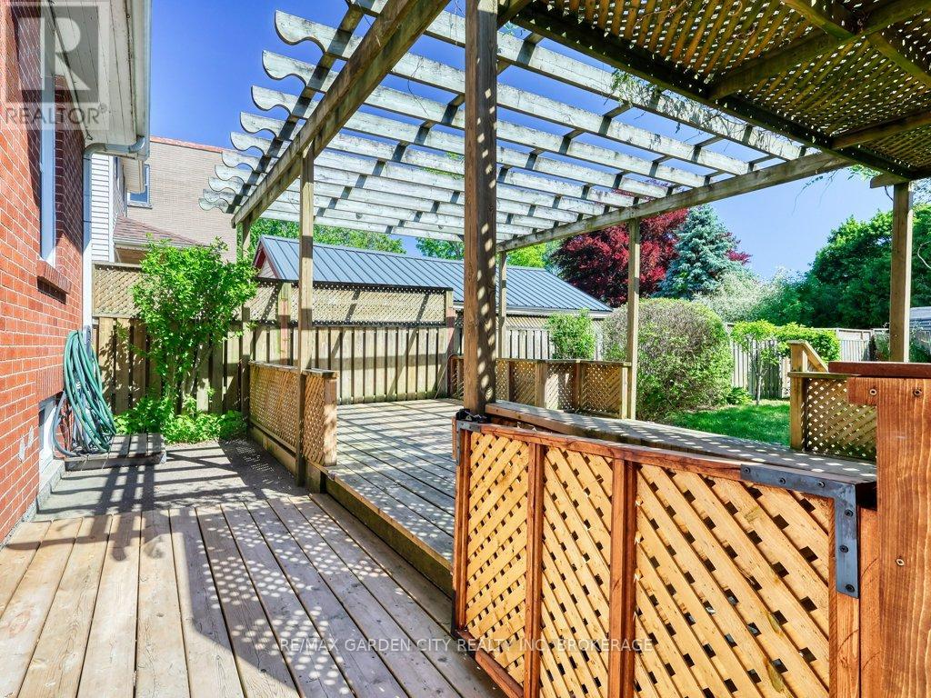 192a Ontario Street, St. Catharines, Ontario  L2R 5L1 - Photo 4 - X13625094
