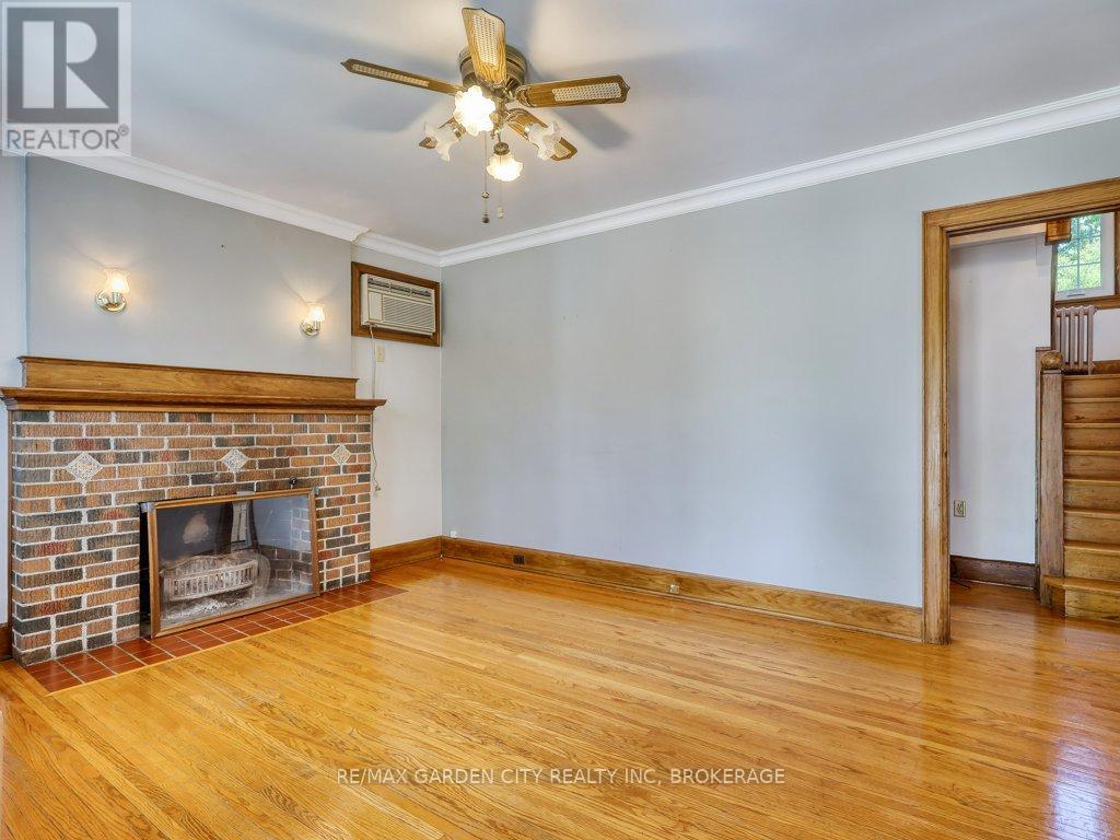 192a Ontario Street, St. Catharines, Ontario  L2R 5L1 - Photo 6 - X13625094