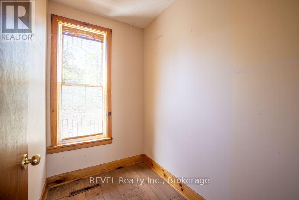 2277 Ridgemount Road, Fort Erie, Ontario  L0S 1S0 - Photo 11 - X13625766