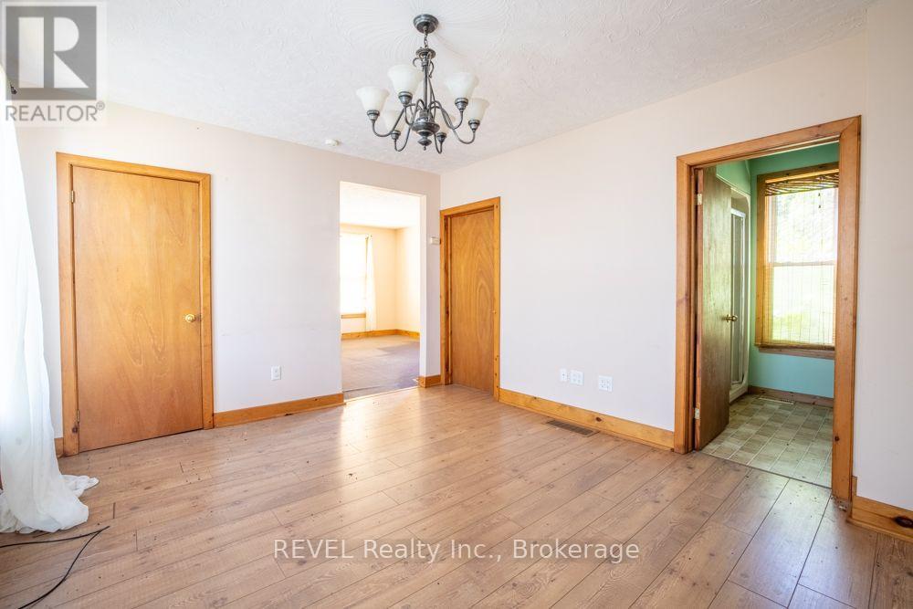 2277 Ridgemount Road, Fort Erie, Ontario  L0S 1S0 - Photo 12 - X13625766