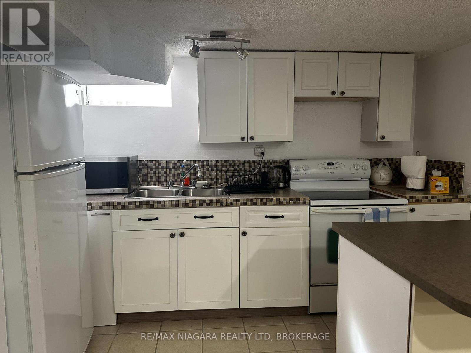 Lower - 43a Beachaven Drive, St. Catharines, Ontario  L2M 1A6 - Photo 5 - X13626118
