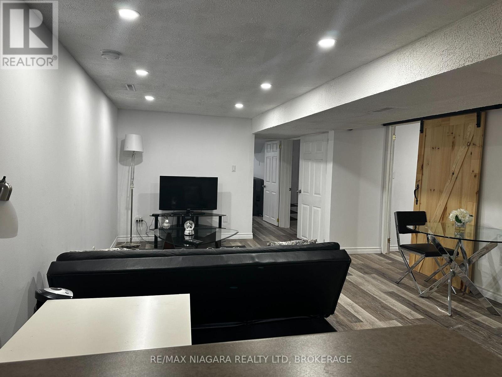 Lower - 43a Beachaven Drive, St. Catharines, Ontario  L2M 1A6 - Photo 6 - X13626118