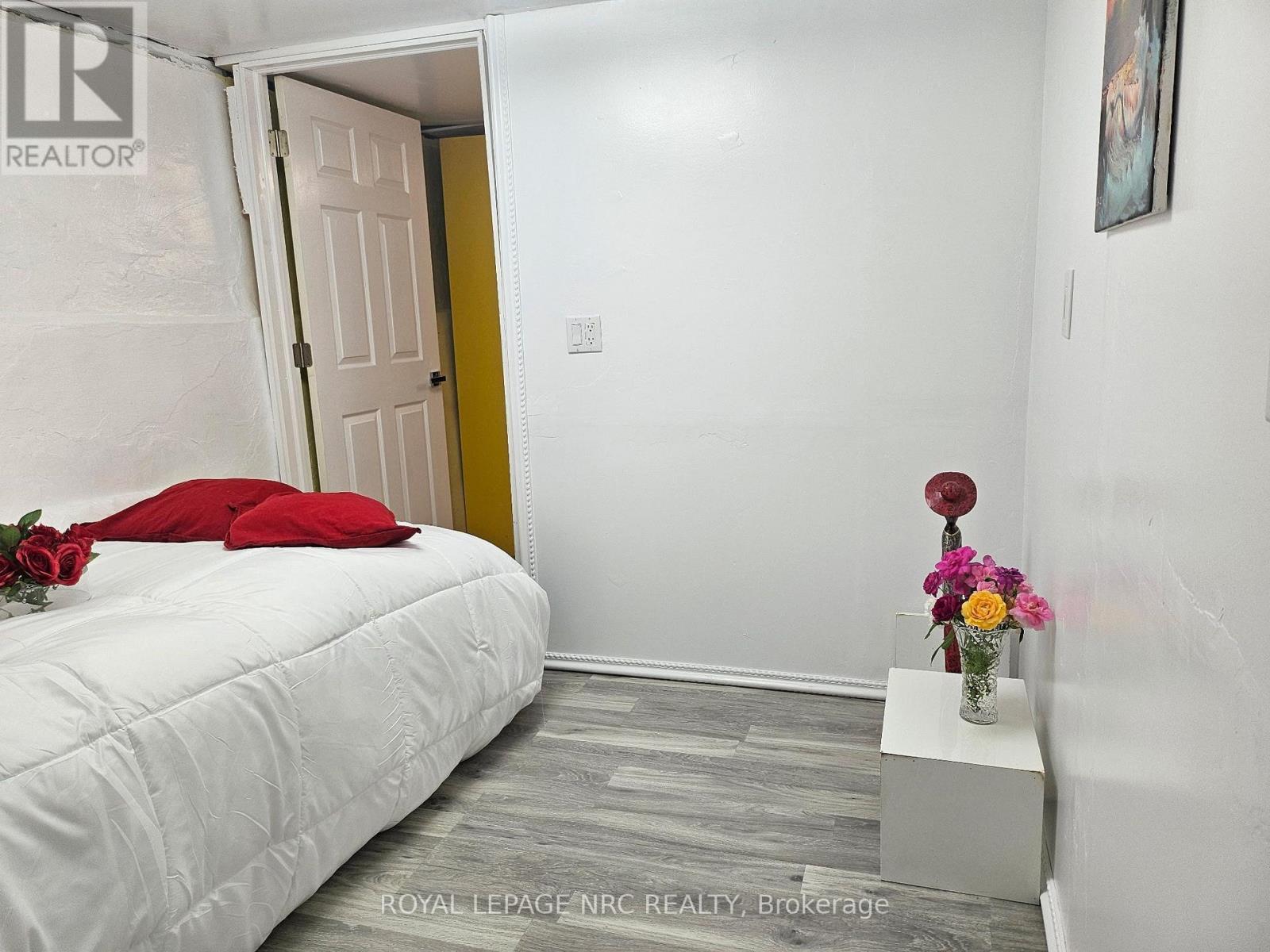 7 Vera Street, St. Catharines, Ontario  L2S 1C3 - Photo 14 - X13626470
