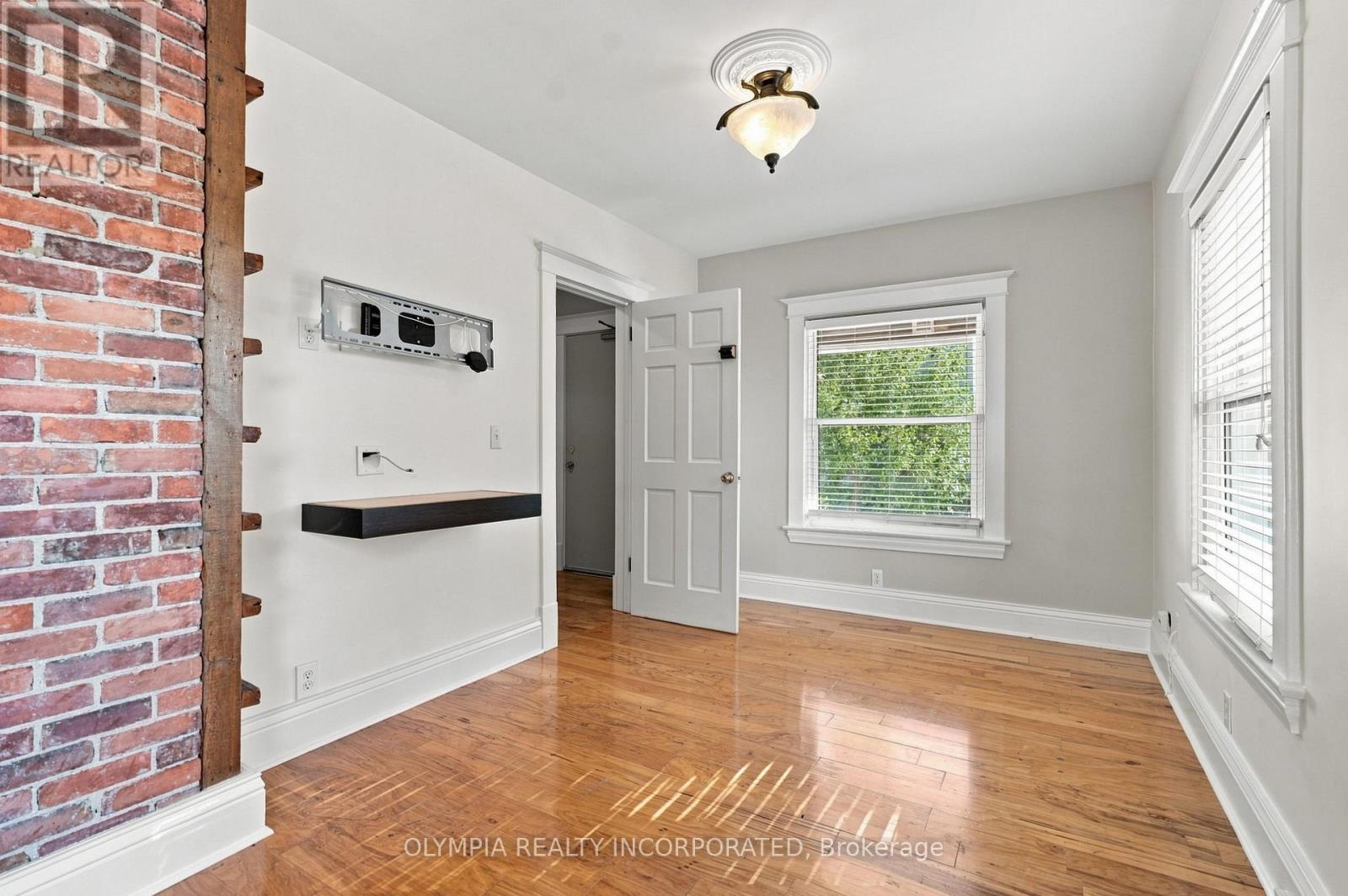 14 Bond Street, St. Catharines, Ontario  L2R 4Z2 - Photo 7 - X13627992