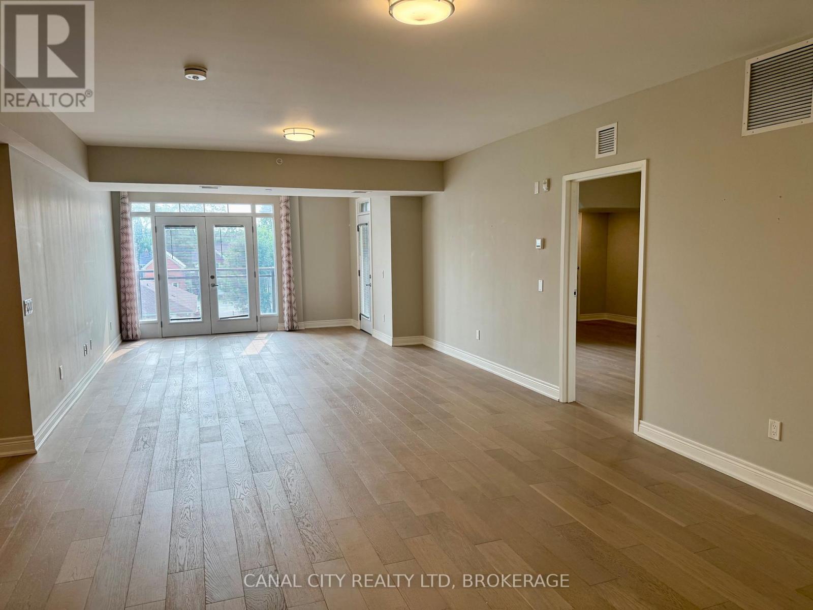303 - 10 Albert Street E, Thorold, Ontario  L2V 1P1 - Photo 5 - X13628136