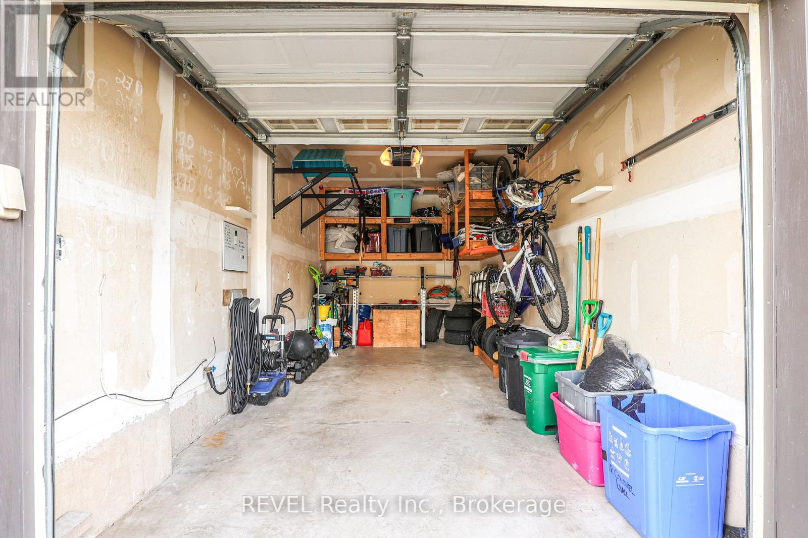 12 Colonel Lyall Street, St. Catharines, Ontario  L2P 0B1 - Photo 22 - X13628138