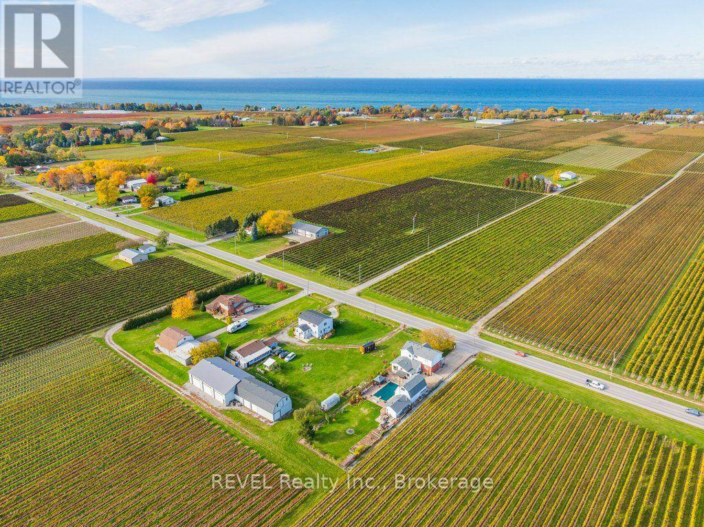 165 East West Line, Niagara-On-The-Lake, Ontario  L0S 1J0 - Photo 2 - X13628266