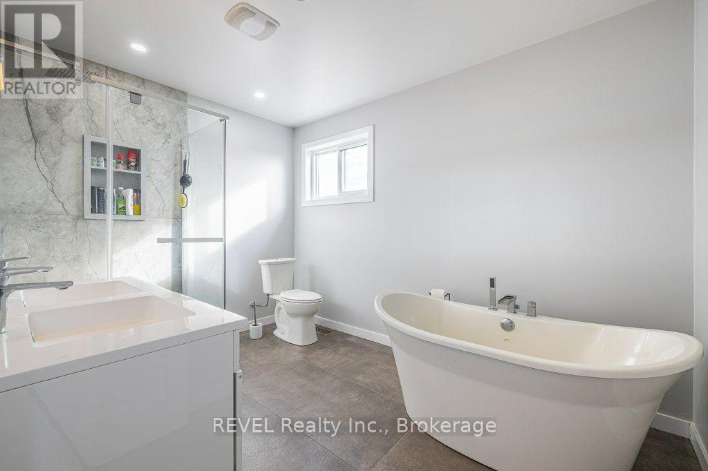 165 East West Line, Niagara-On-The-Lake, Ontario  L0S 1J0 - Photo 30 - X13628266